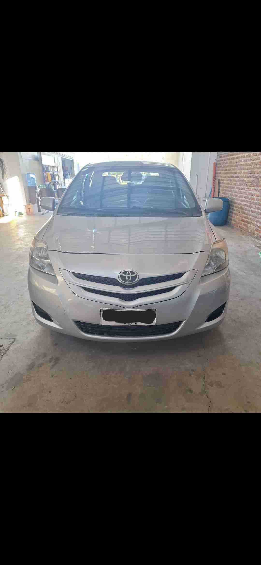 Toyota yaris sedan 2008 - miniatura 3