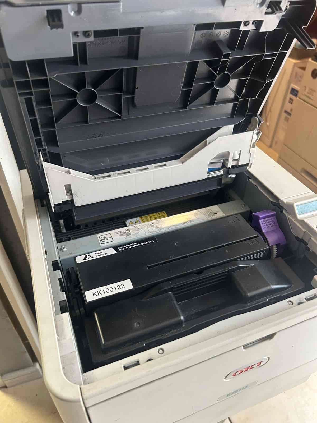 Impresora monocromática láser OKI ES5112 - miniatura 3