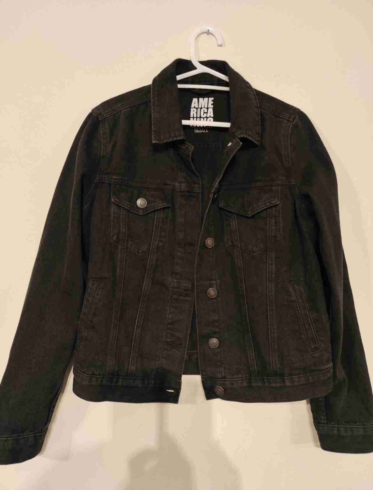 Chaqueta mezclilla negra