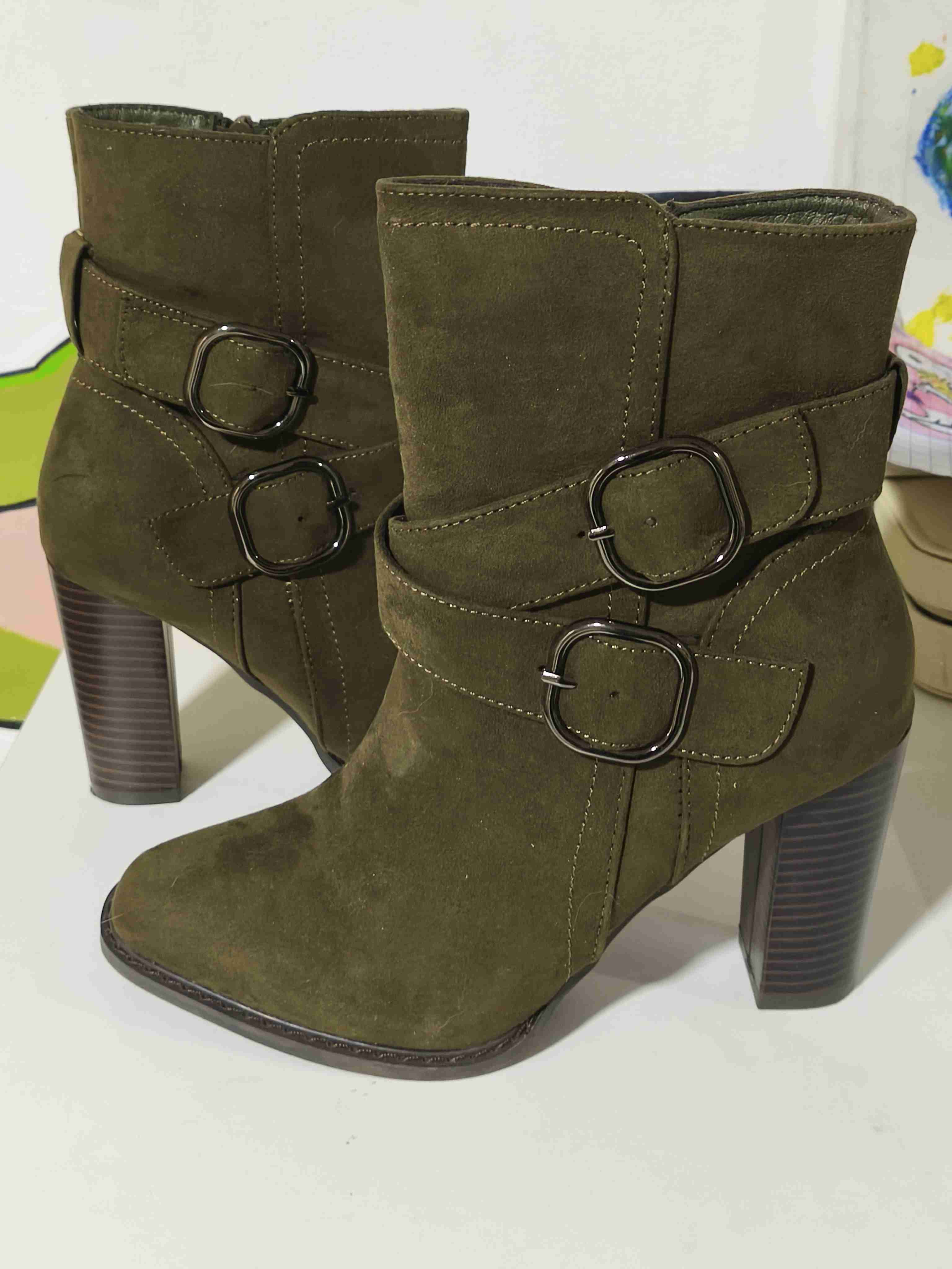 Botas de gamuza verde musgo - miniatura 2