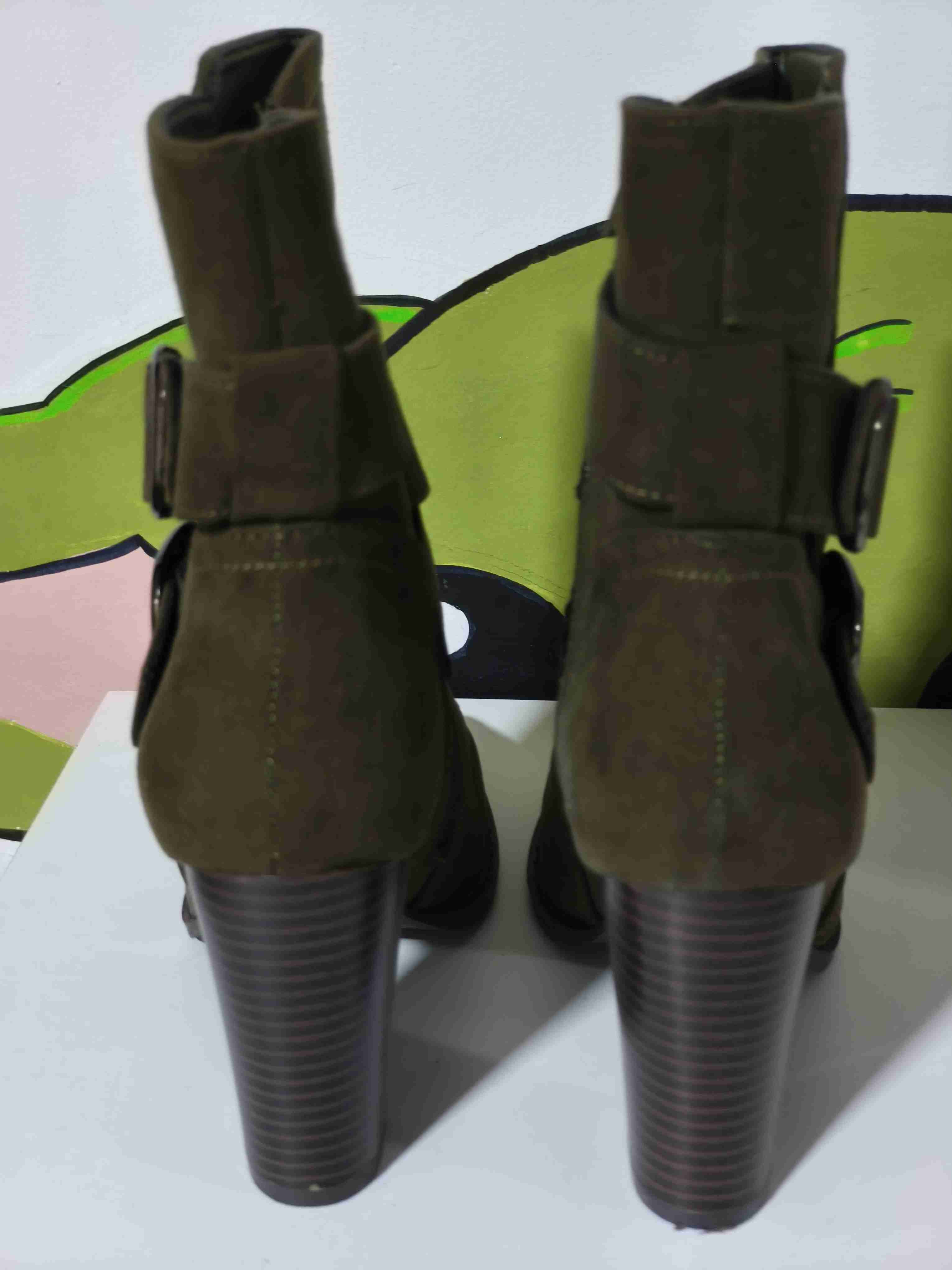 Botas de gamuza verde musgo - miniatura 4