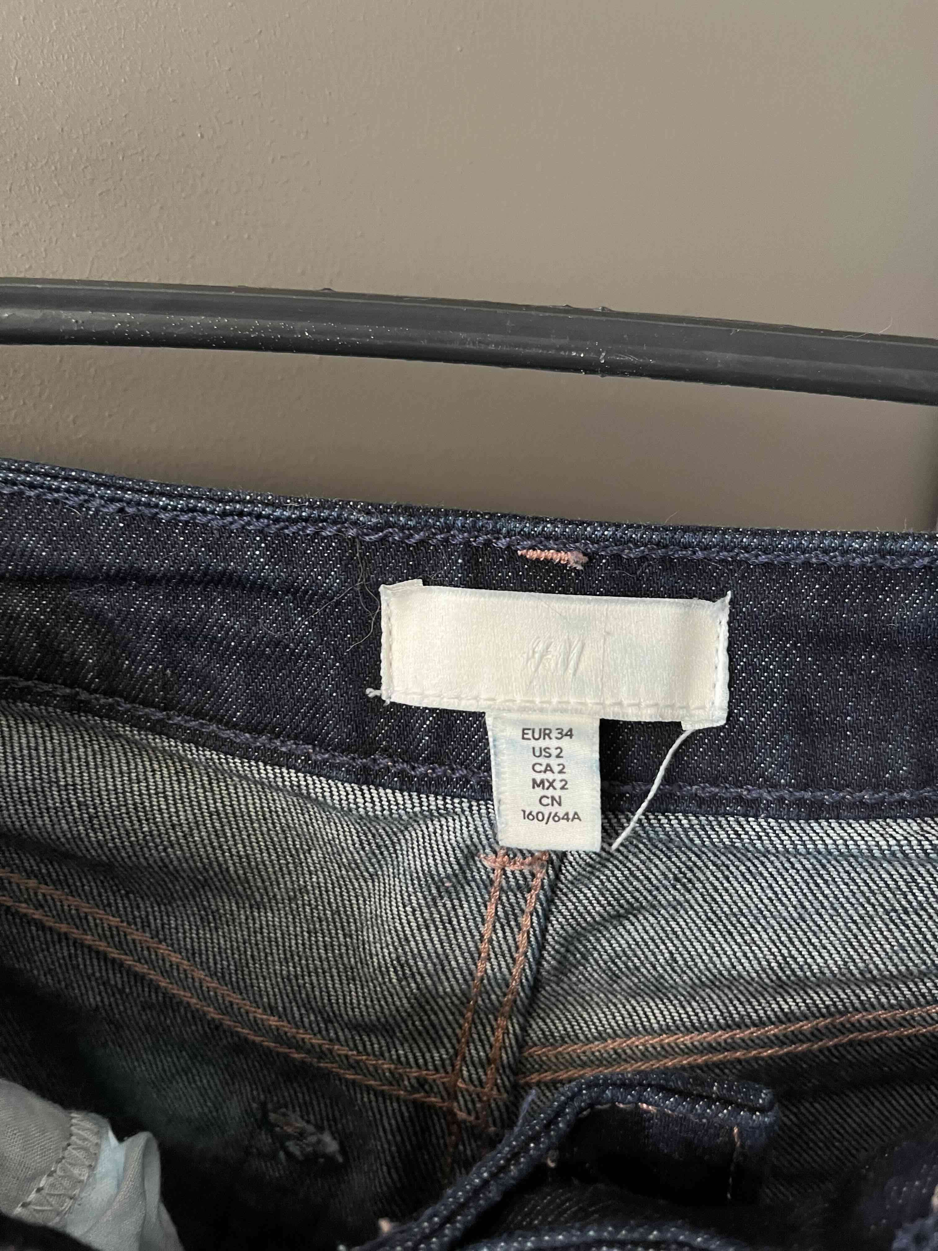 Jeans azul tiro alto - miniatura 2