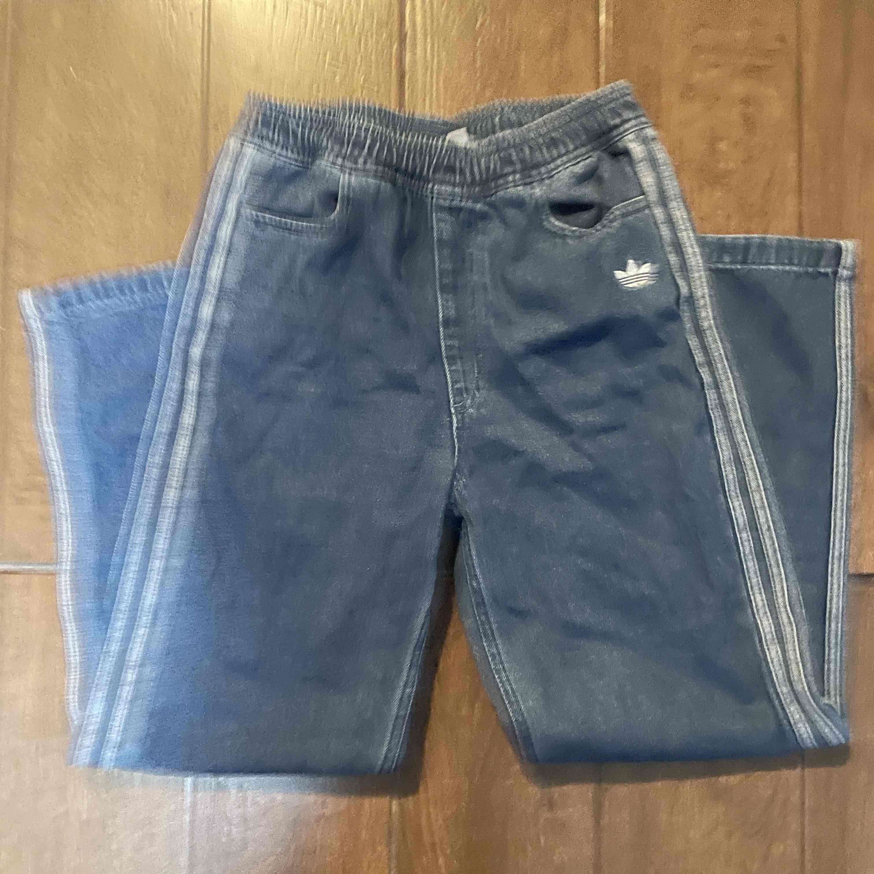 Pantalones deportivos adidas