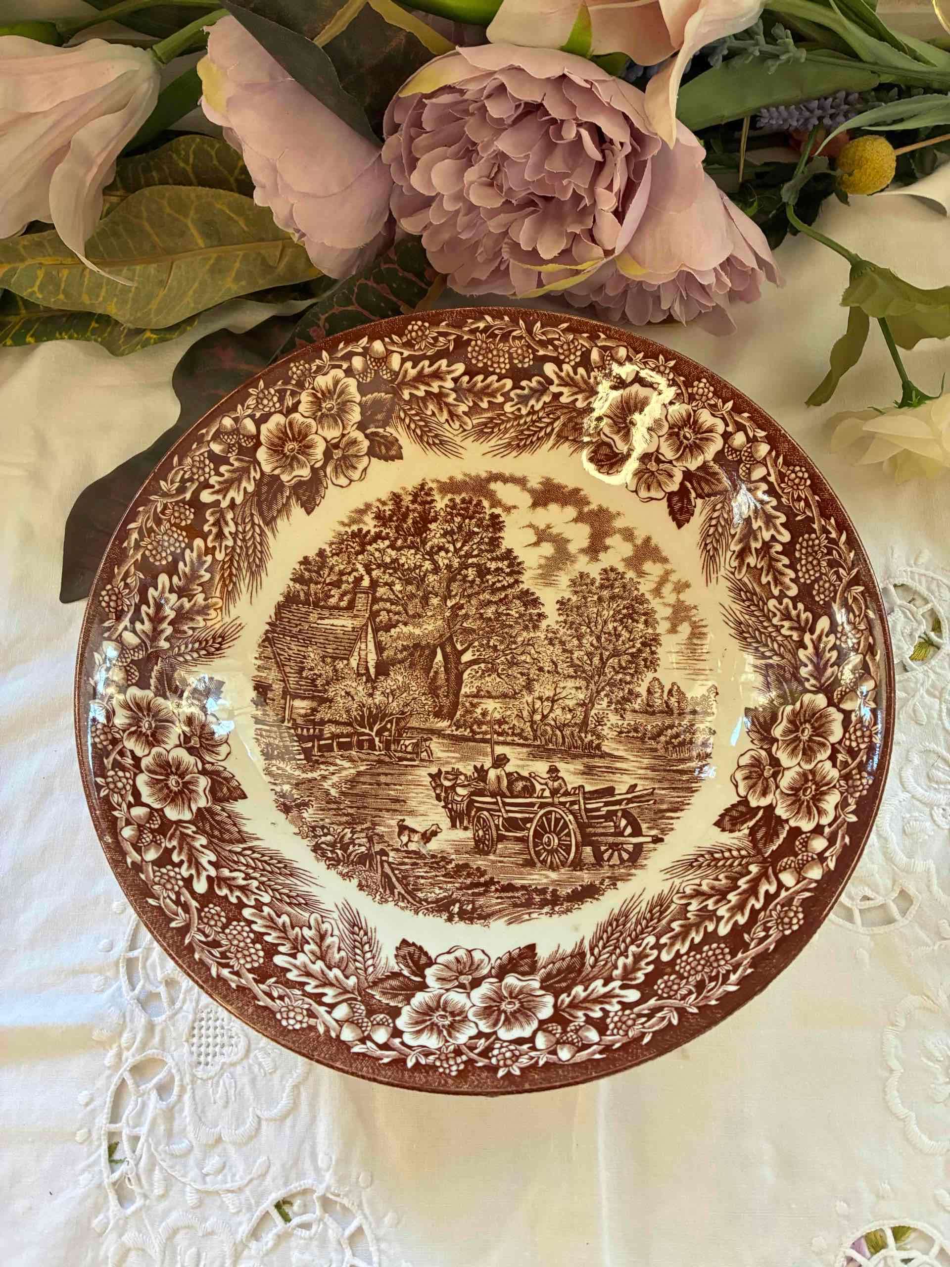 Fuente inglesa para postre o ensalada - miniatura 1