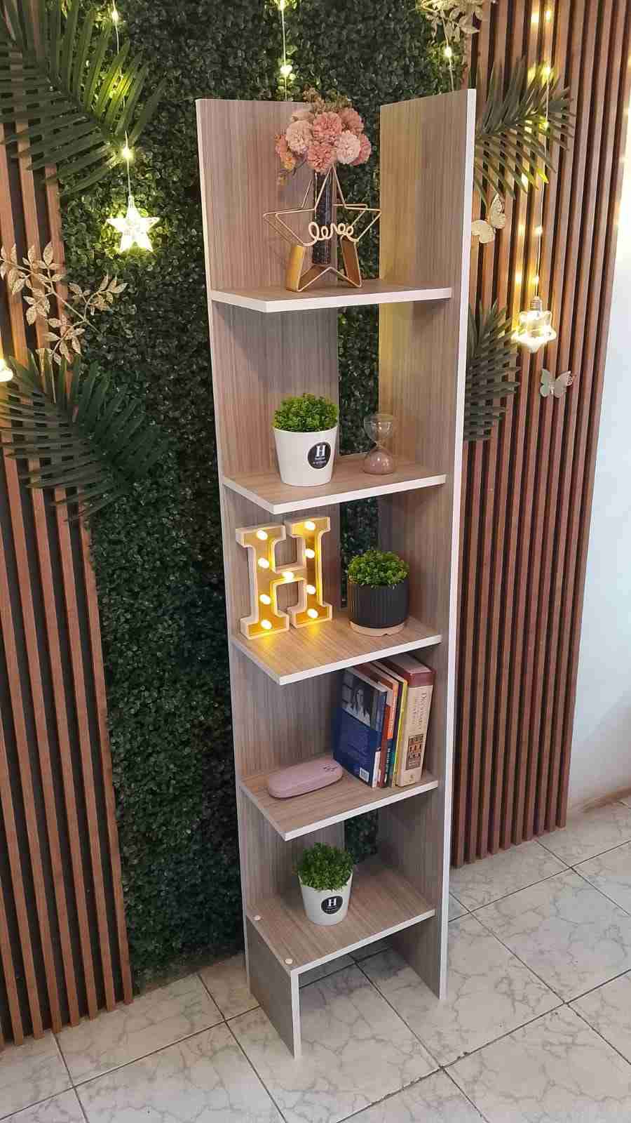 Estante esquinero de madera - miniatura 3