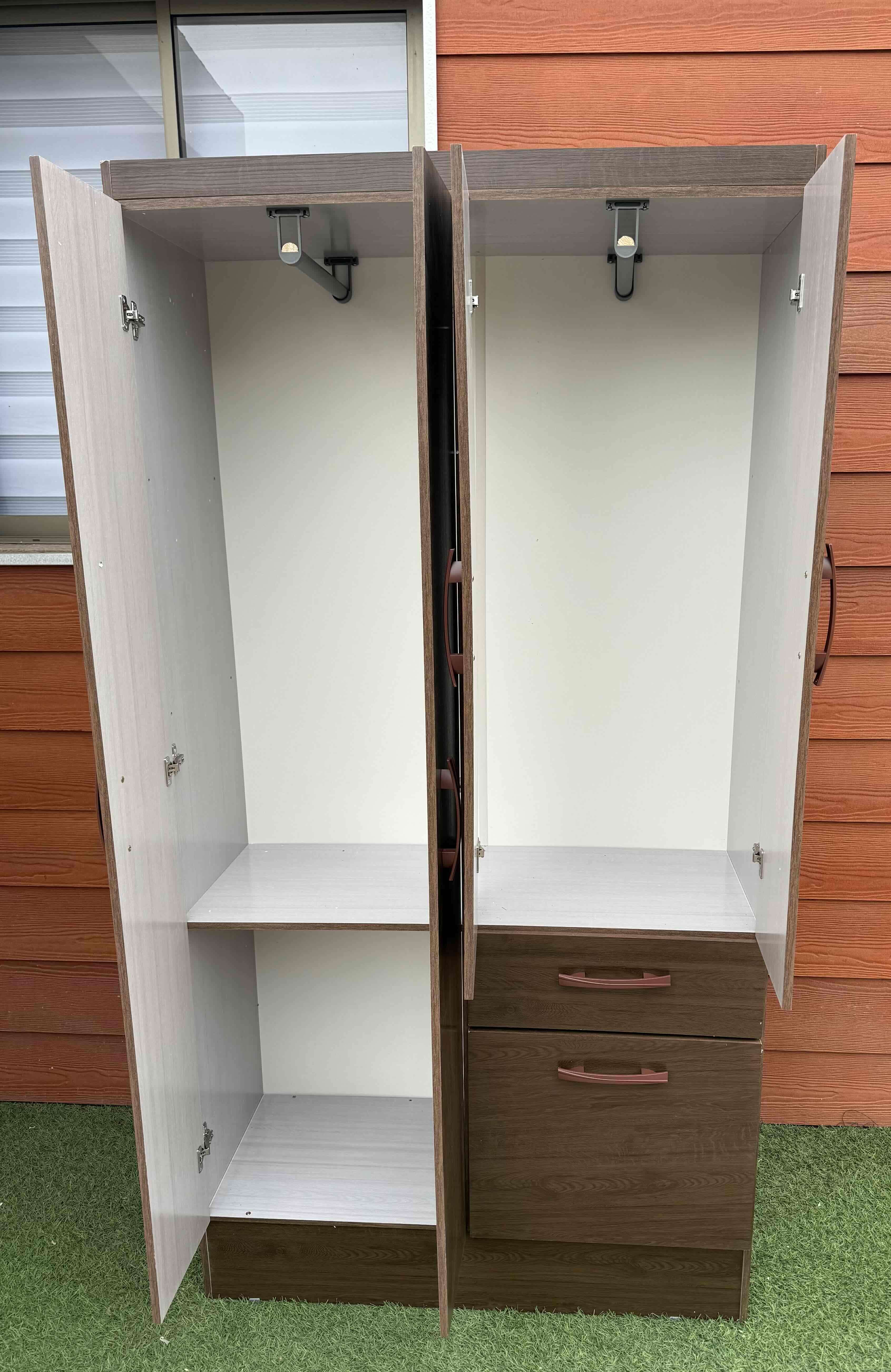 Armario de madera marrón - miniatura 3