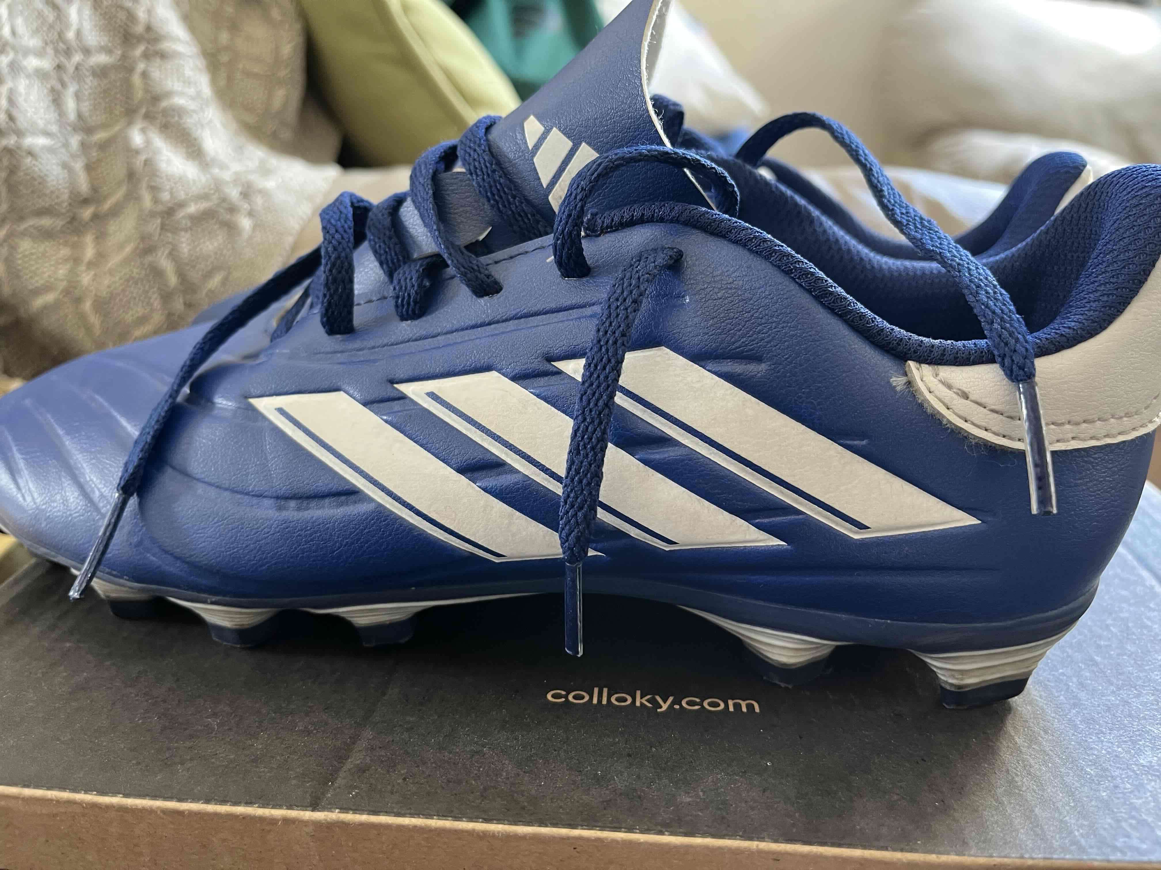 Zapato de fútbol Adidas Número 38 - miniatura 3