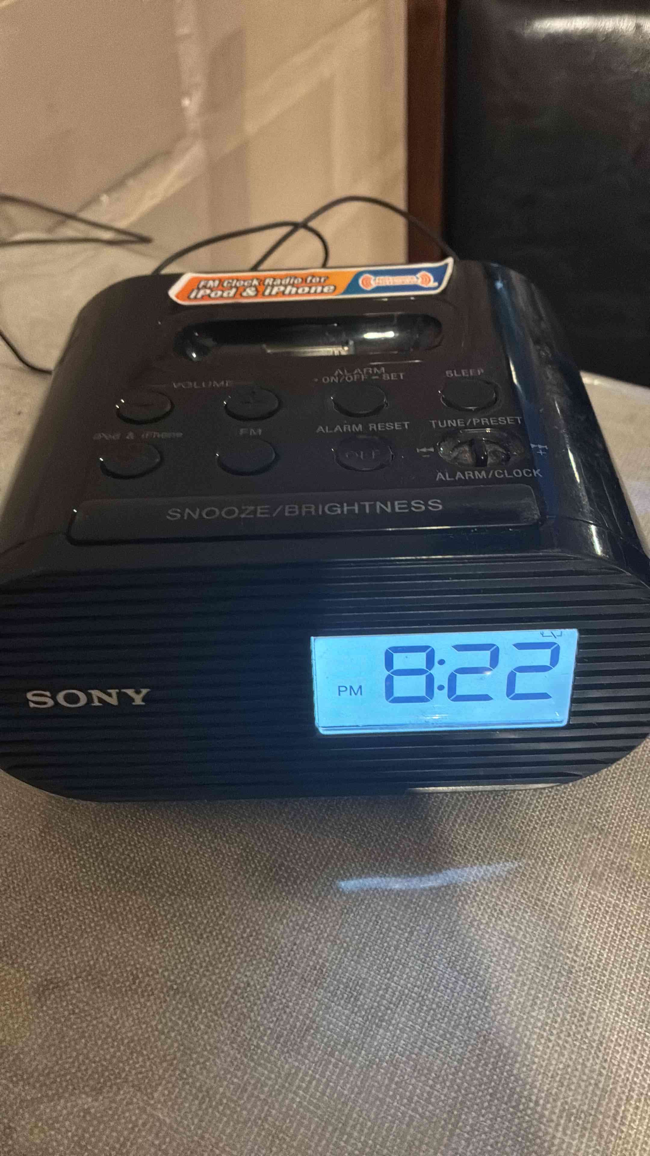 Radio reloj Sony para iPod