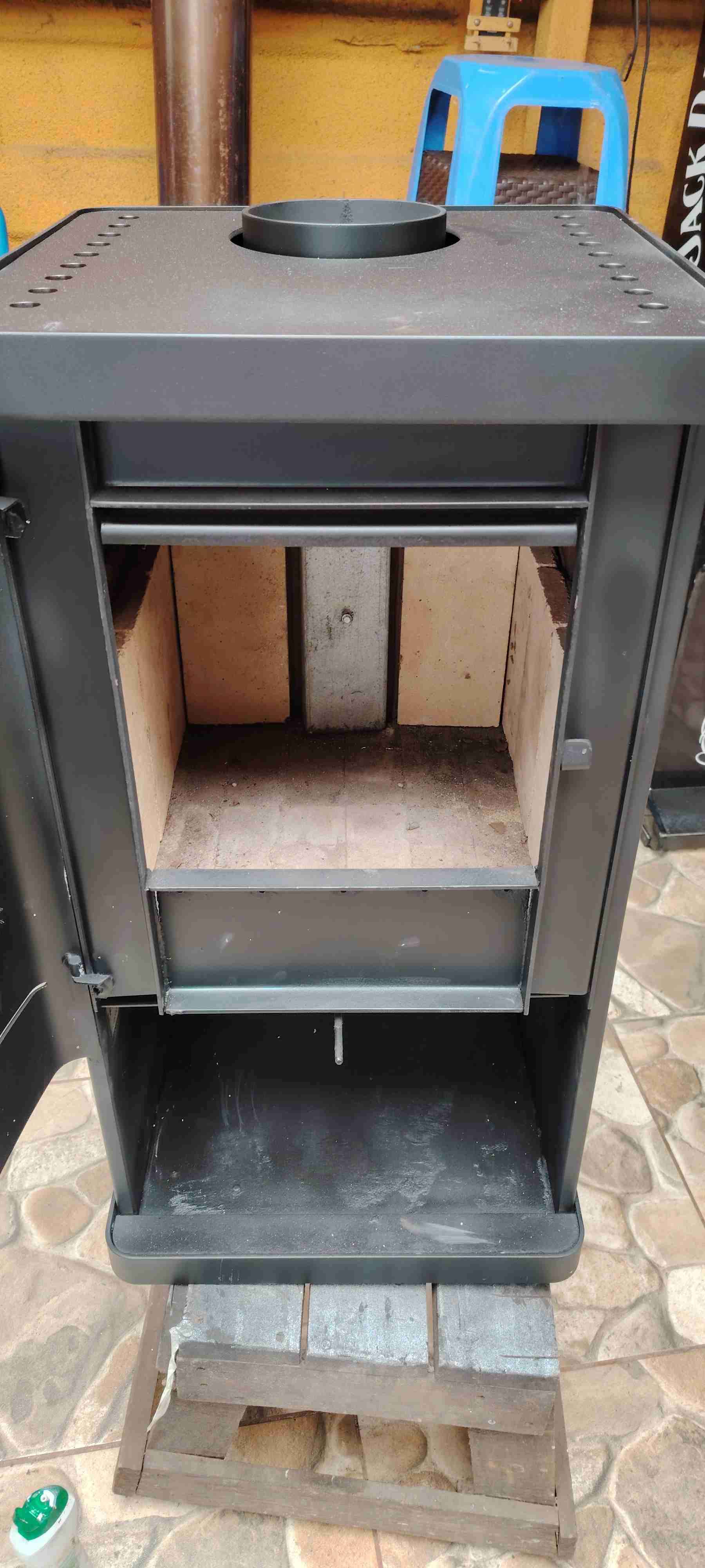 Estufa a leña Efel negra - miniatura 4