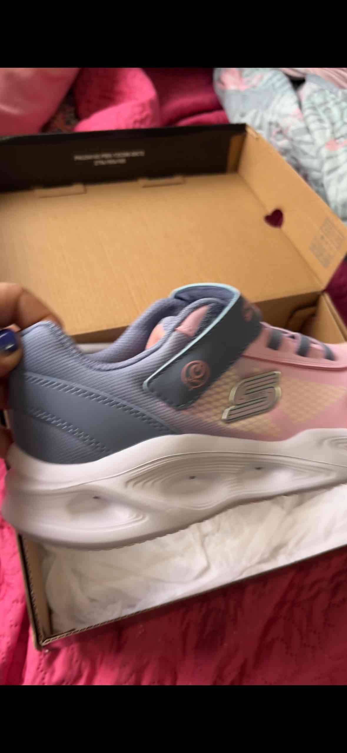 Zapatillas Skechers rosadas niña - miniatura 2