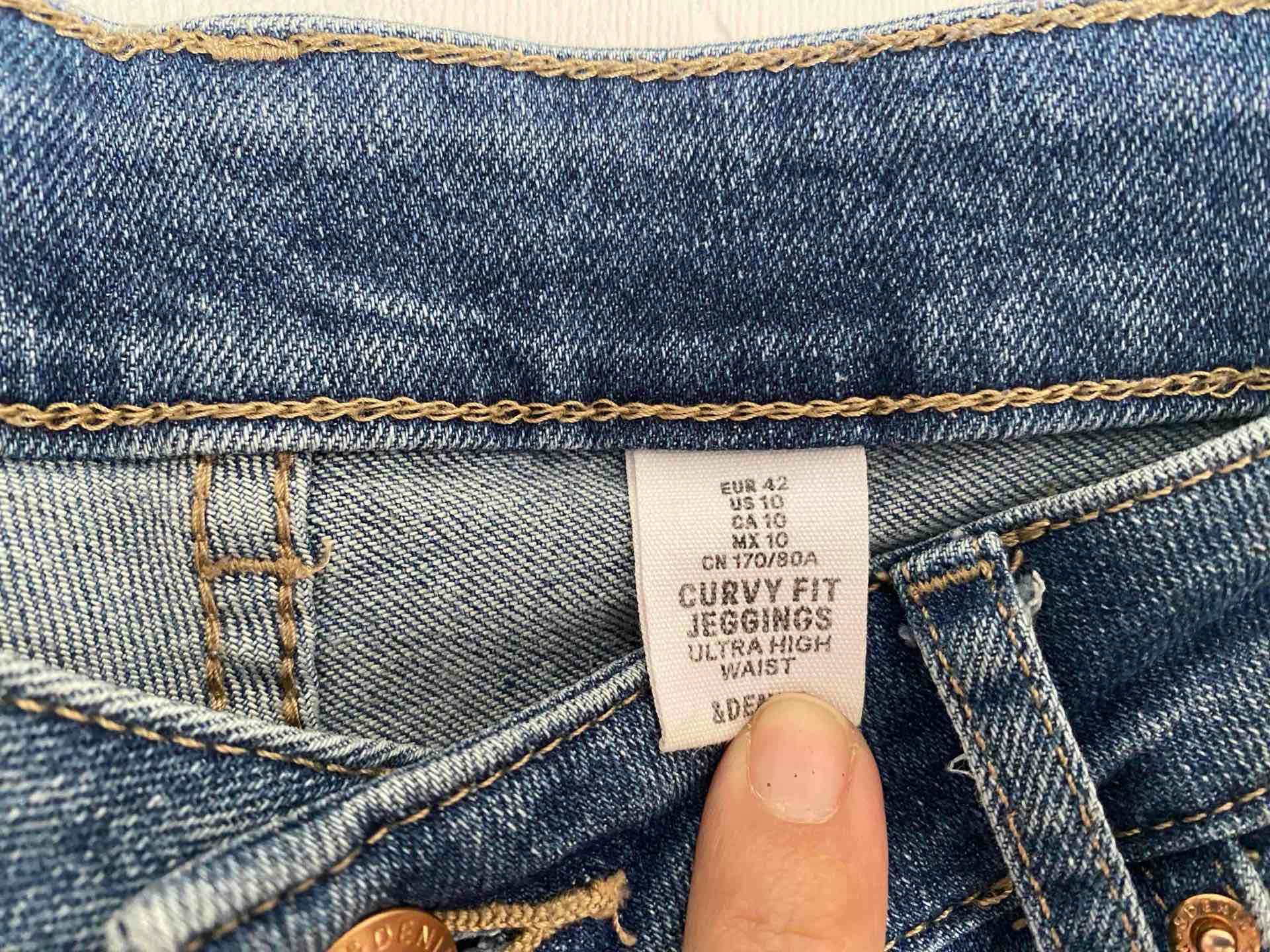 Jeans azul clásico - miniatura 2