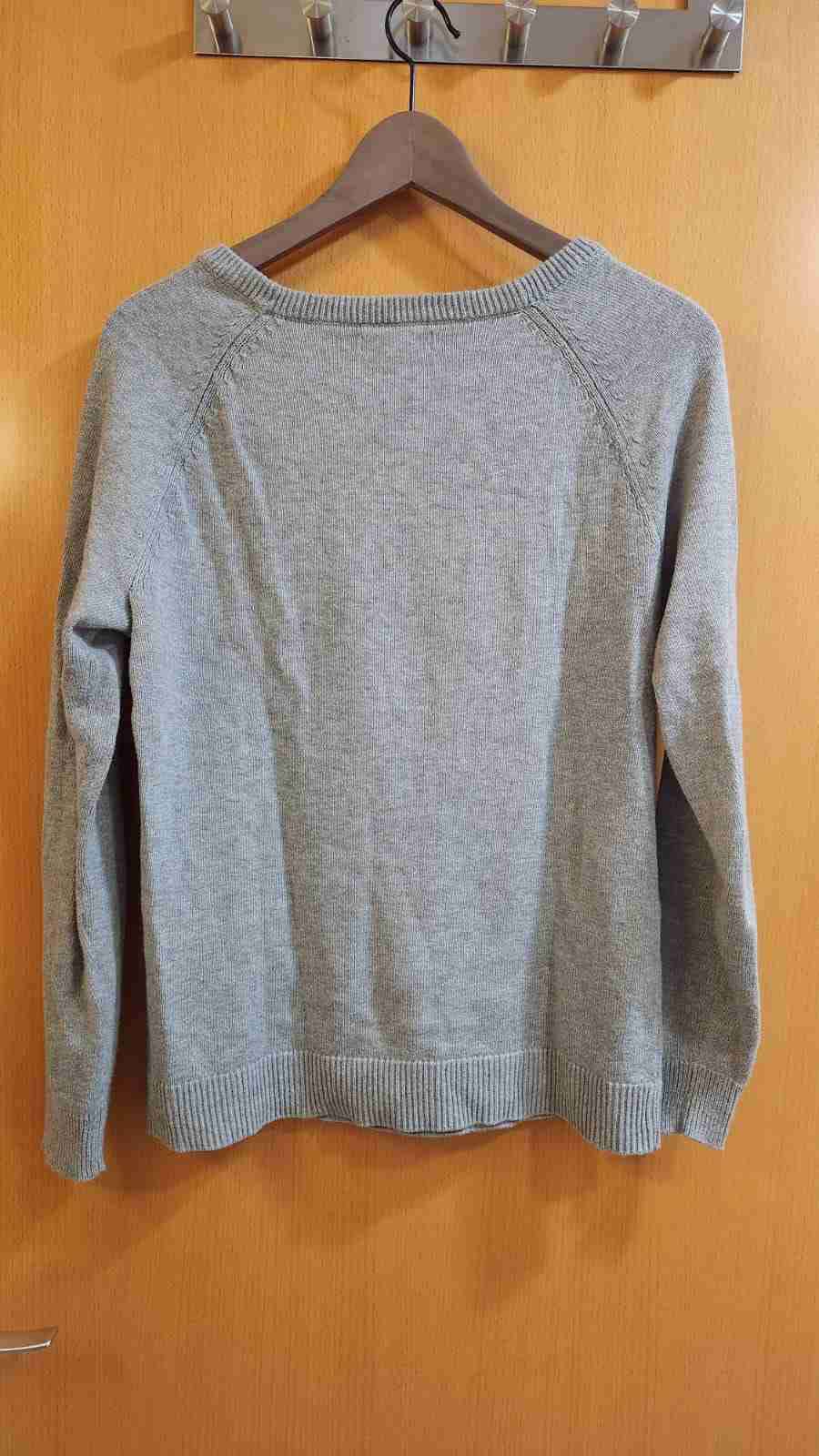 Suéter gris GAP talla XS - miniatura 2