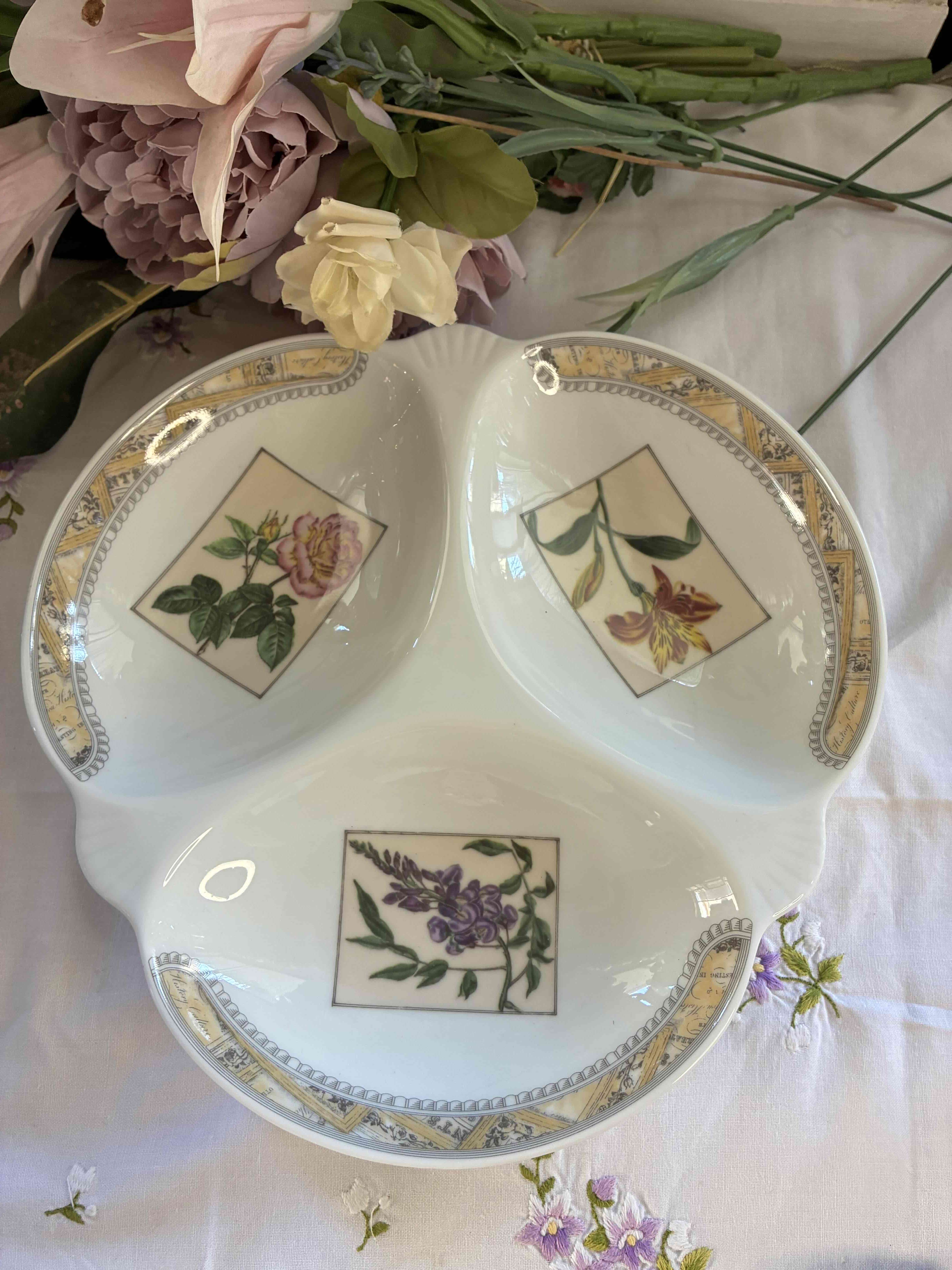 Plato compartido de porcelana floral - miniatura 1