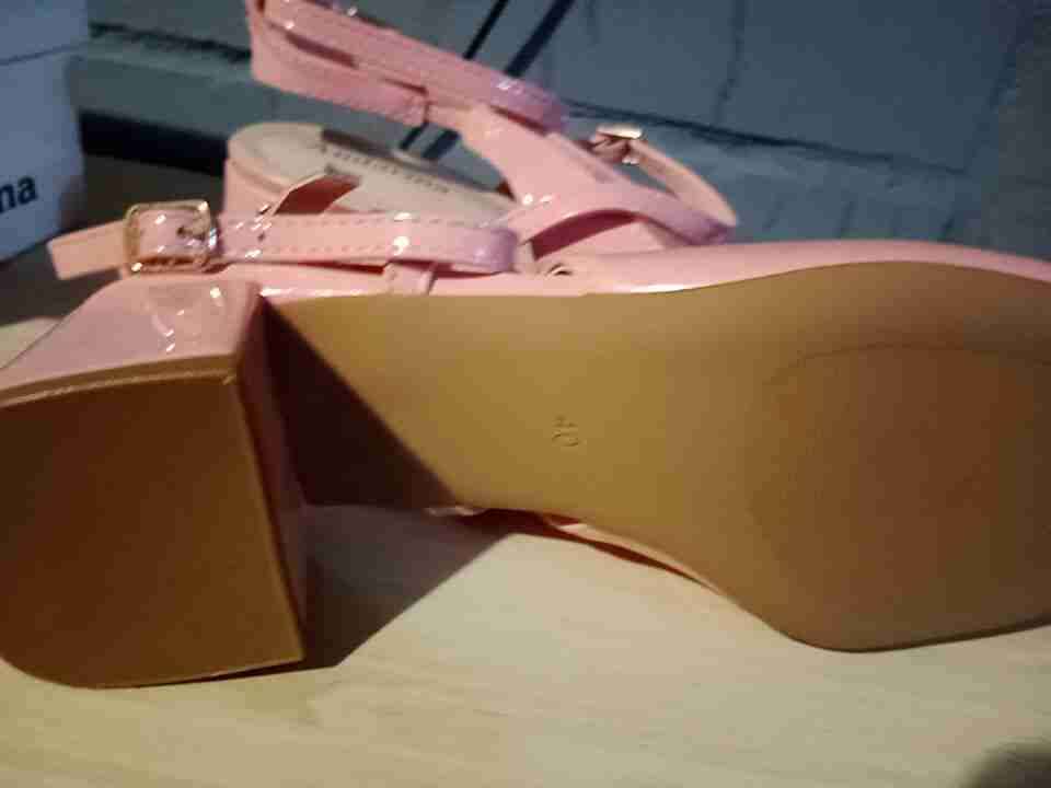 Zapatos de taco alto rosados - miniatura 1