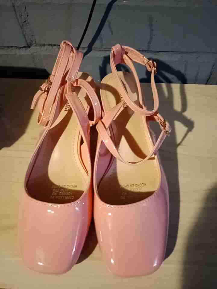 Zapatos de taco alto rosados - miniatura 3