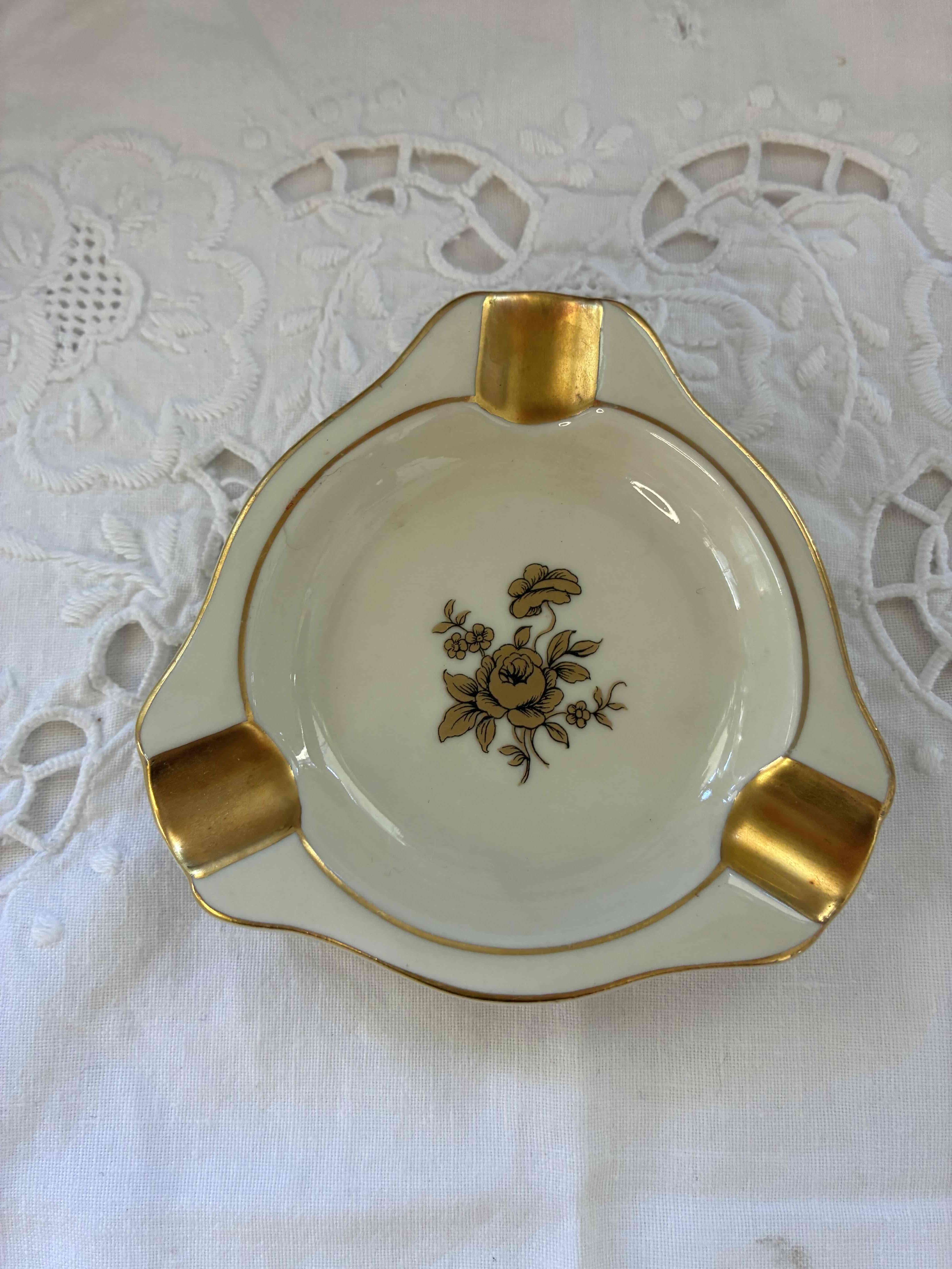 Cenicero de porcelana Bavaria - miniatura 1