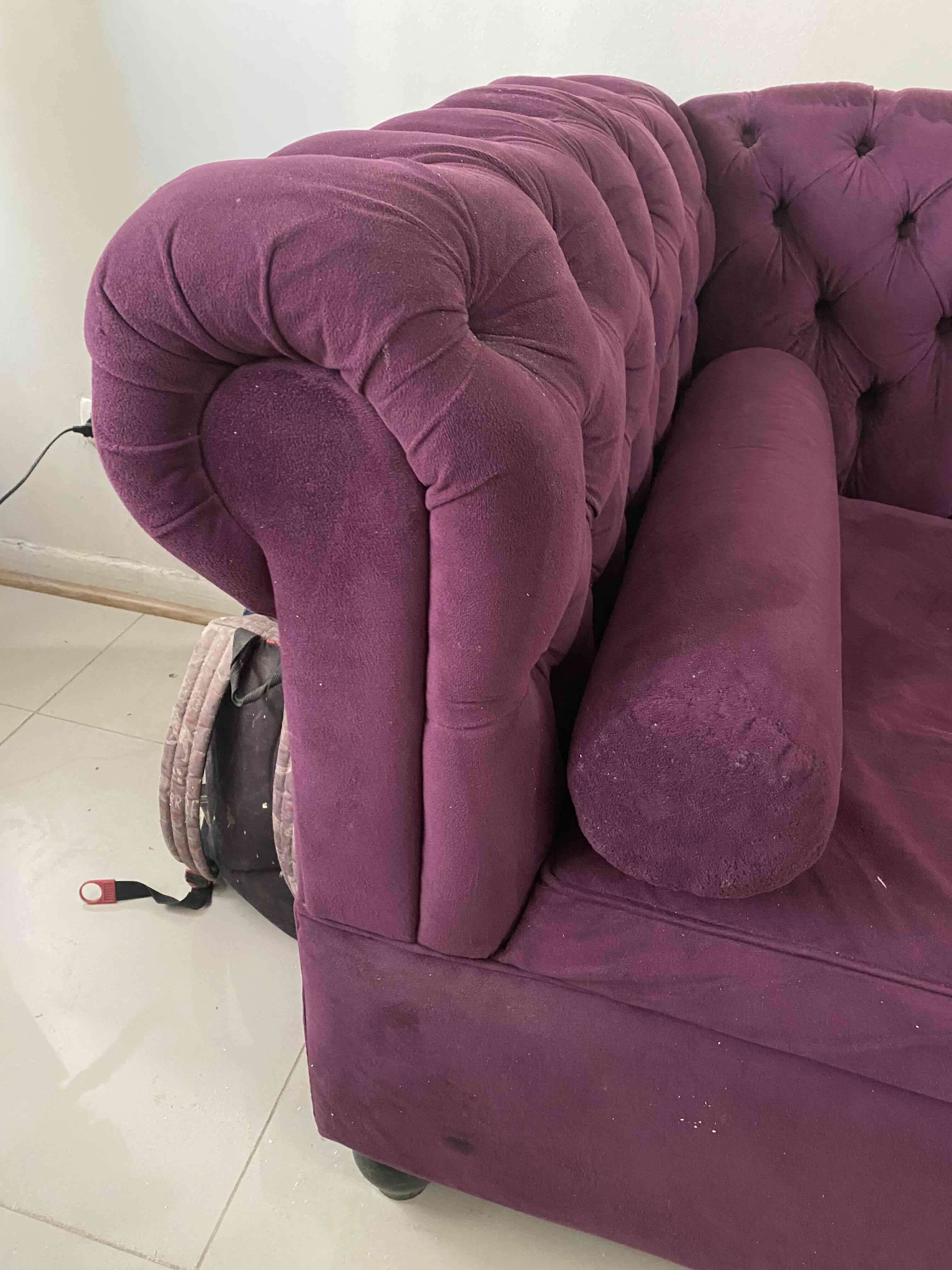 Sofá chaise longue morado - miniatura 2
