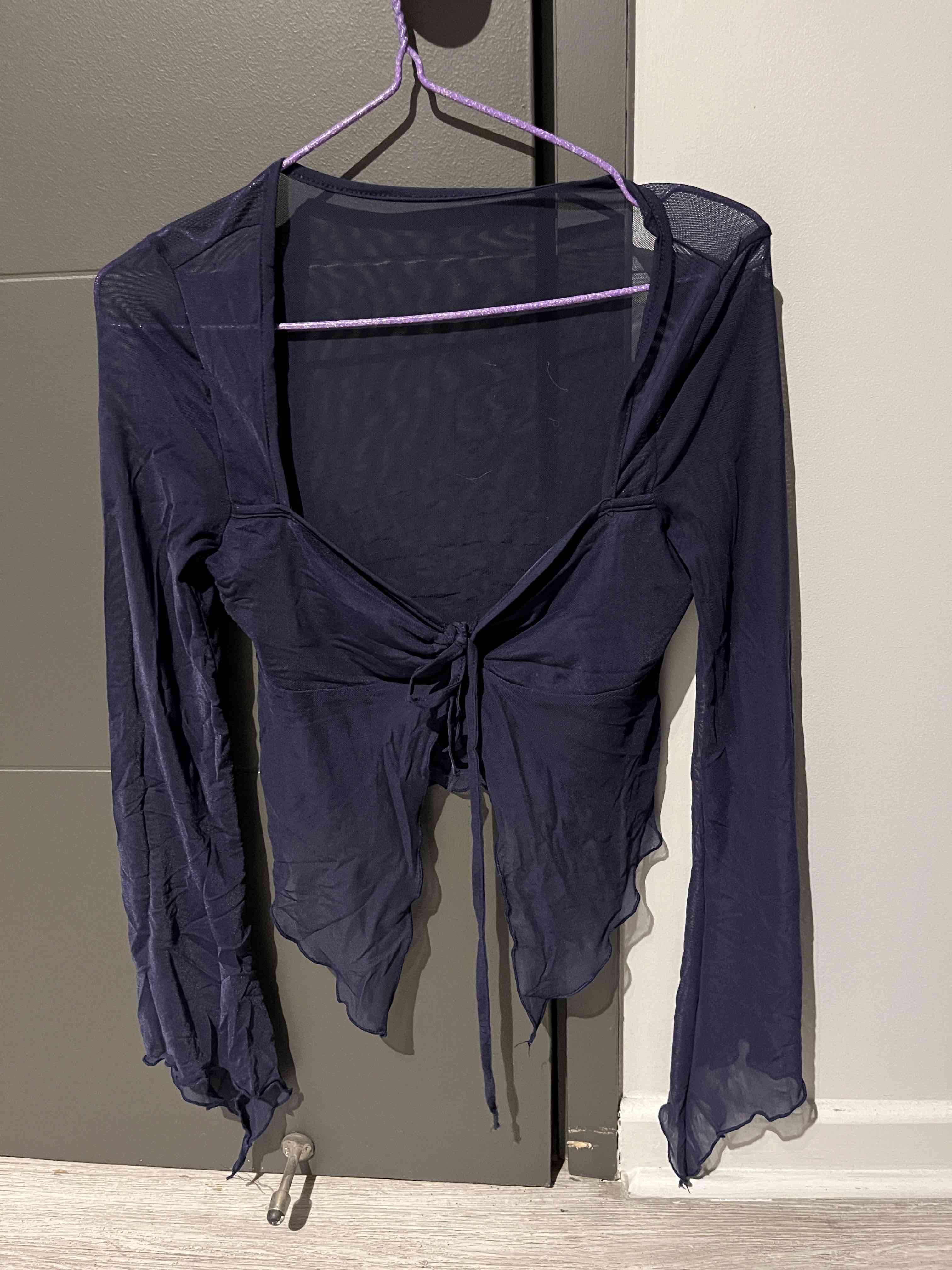 Blusa azul de malla - miniatura 1