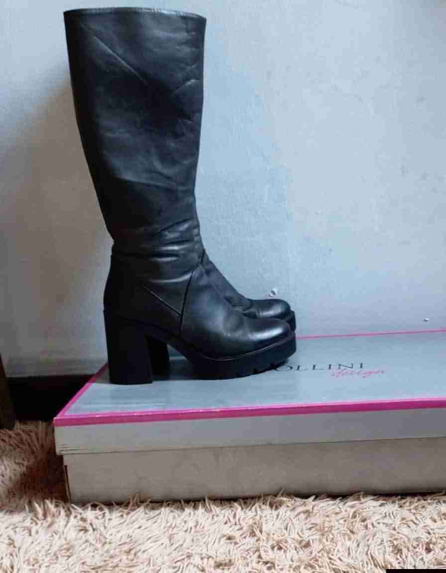 Botas altas negras de cuero - miniatura 1