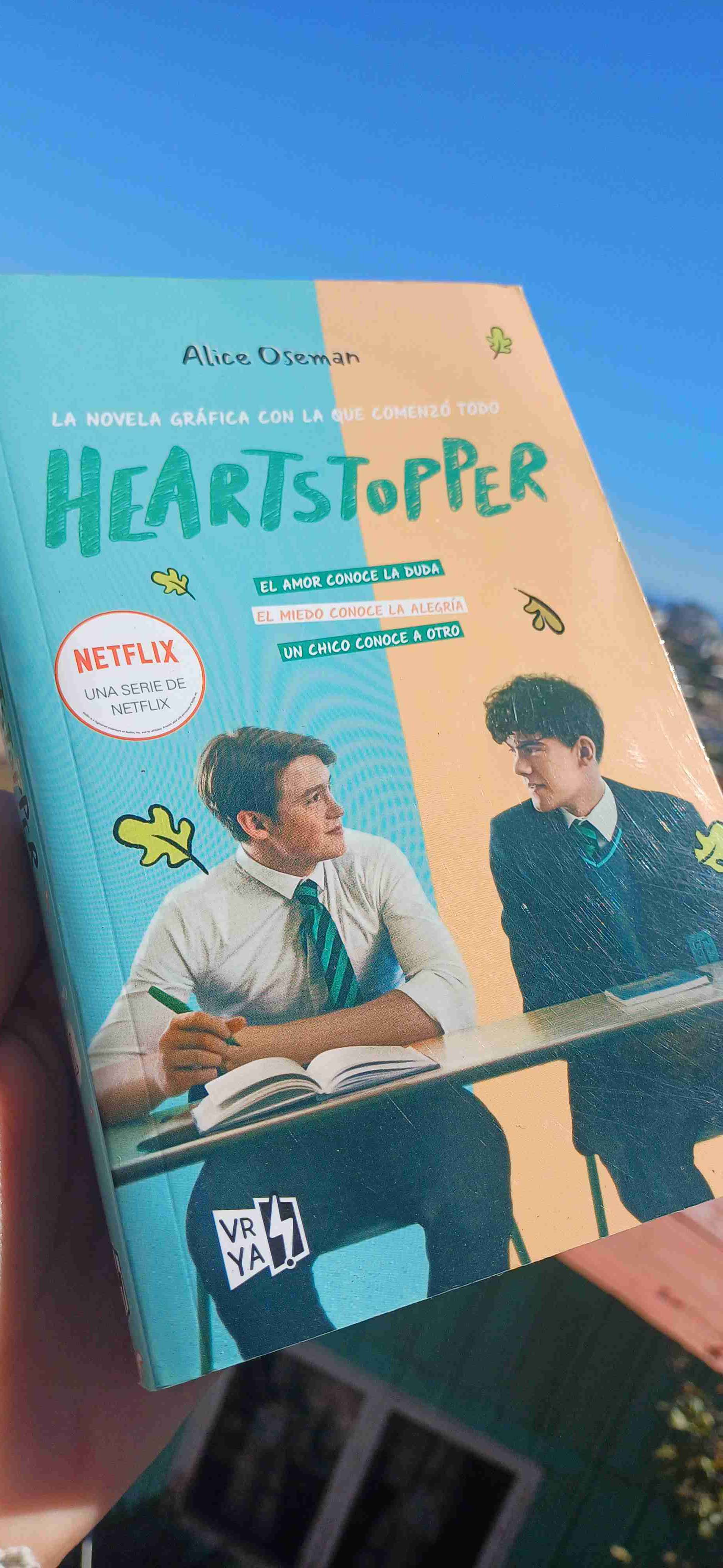 Novela gráfica Heartstopper - miniatura 1