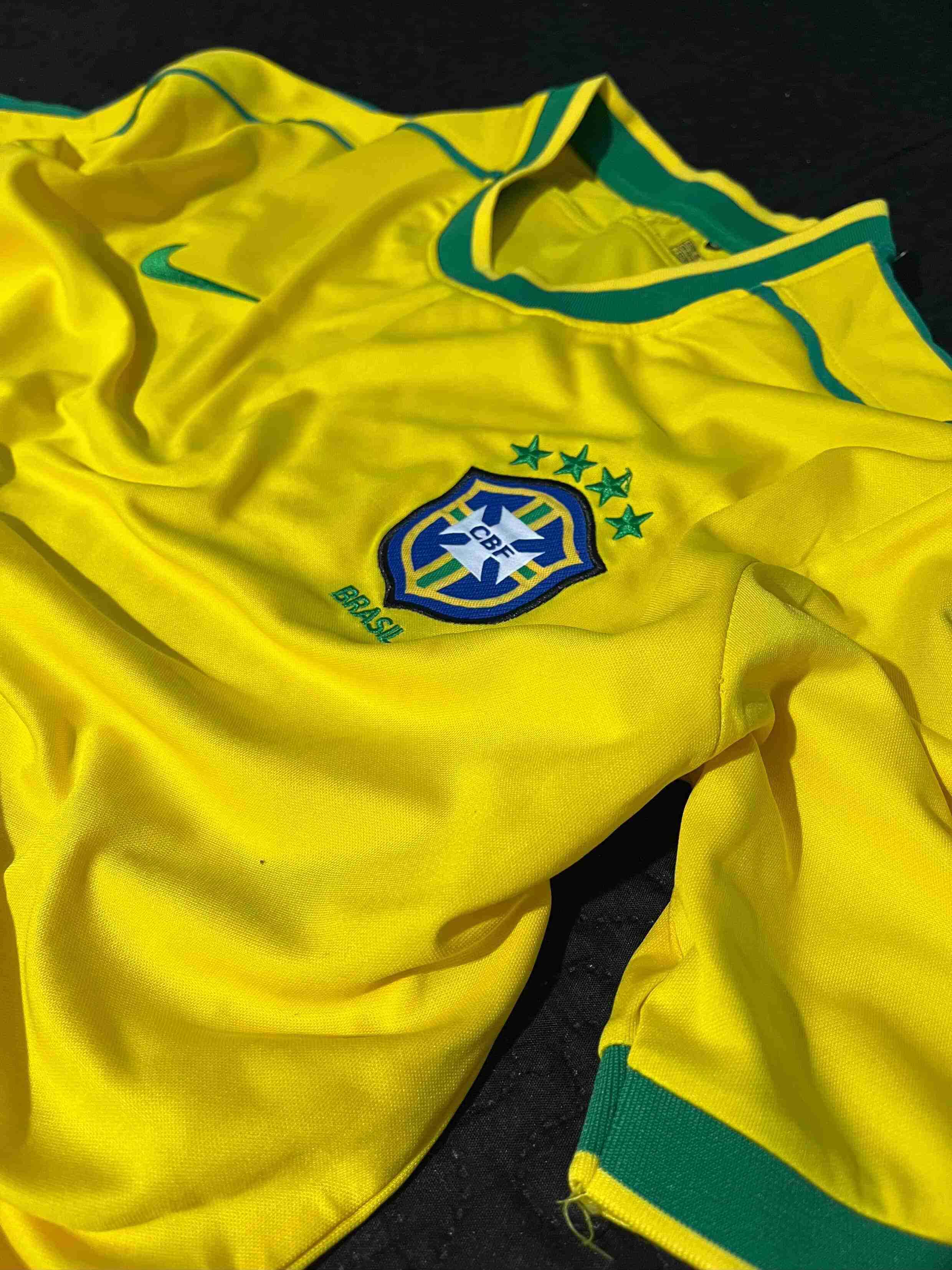 Polera amarilla Brasil - miniatura 1