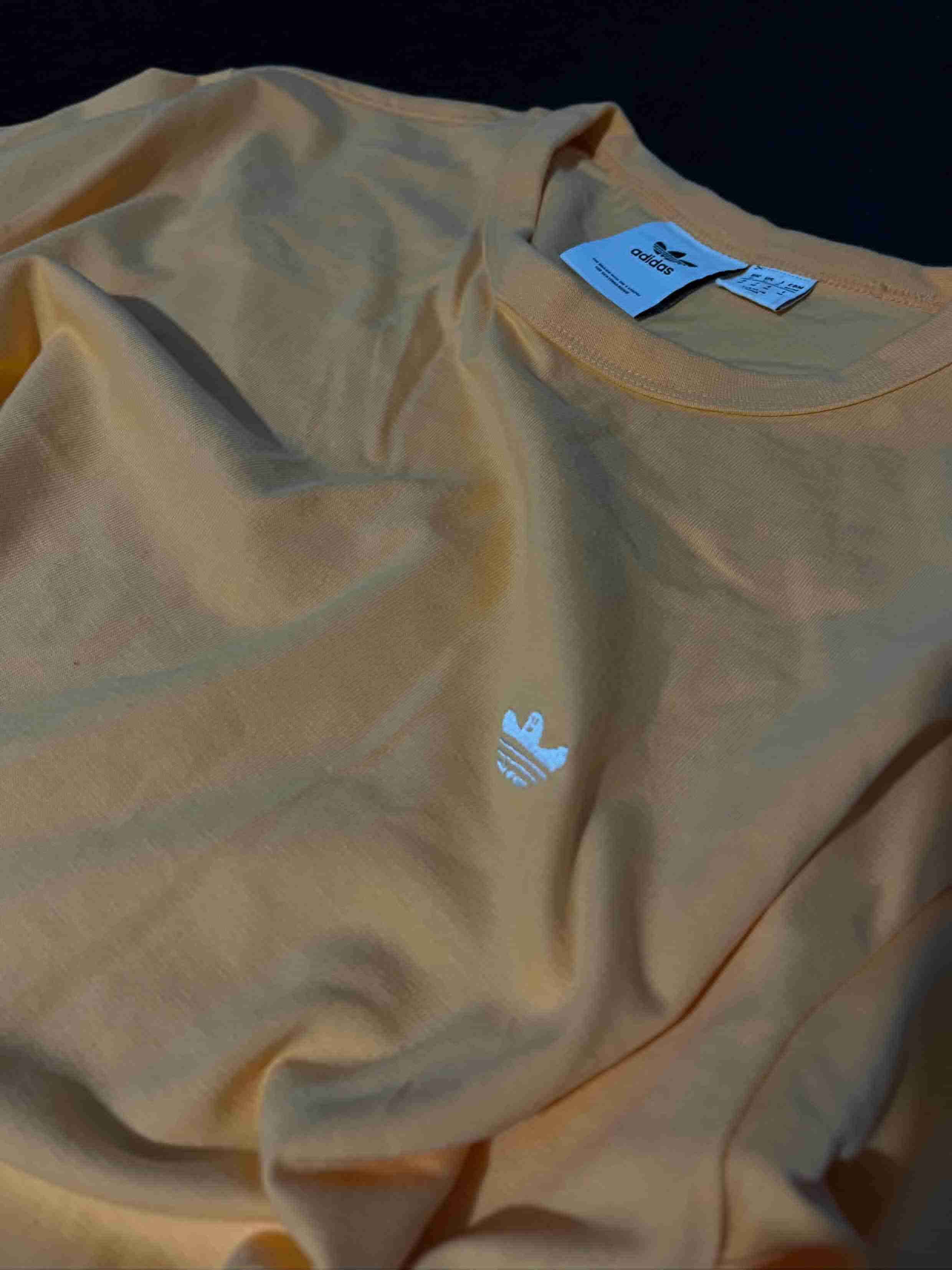 Polera Adidas amarilla - miniatura 1