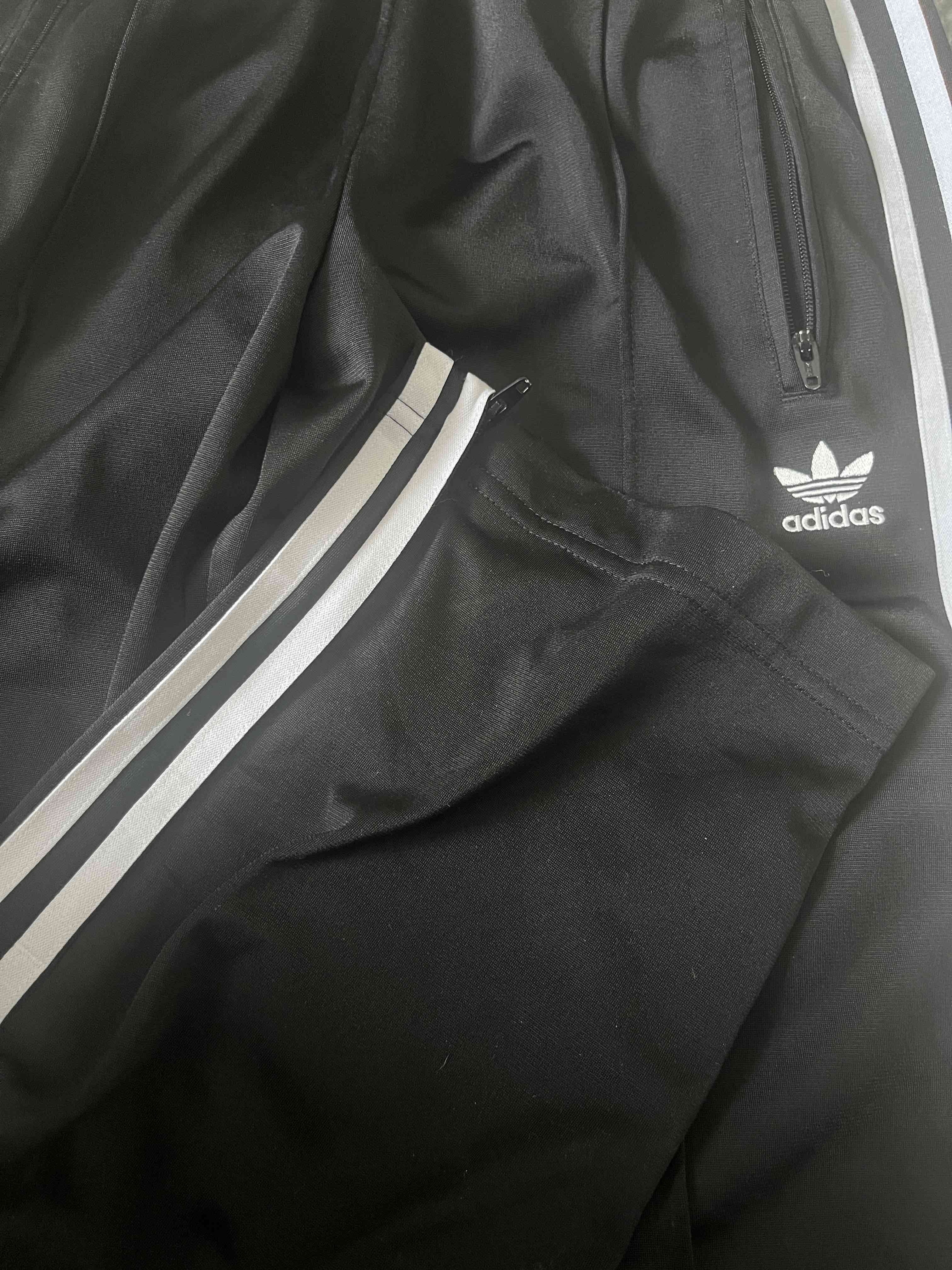 Pantalones deportivos negros Adidas - miniatura 3