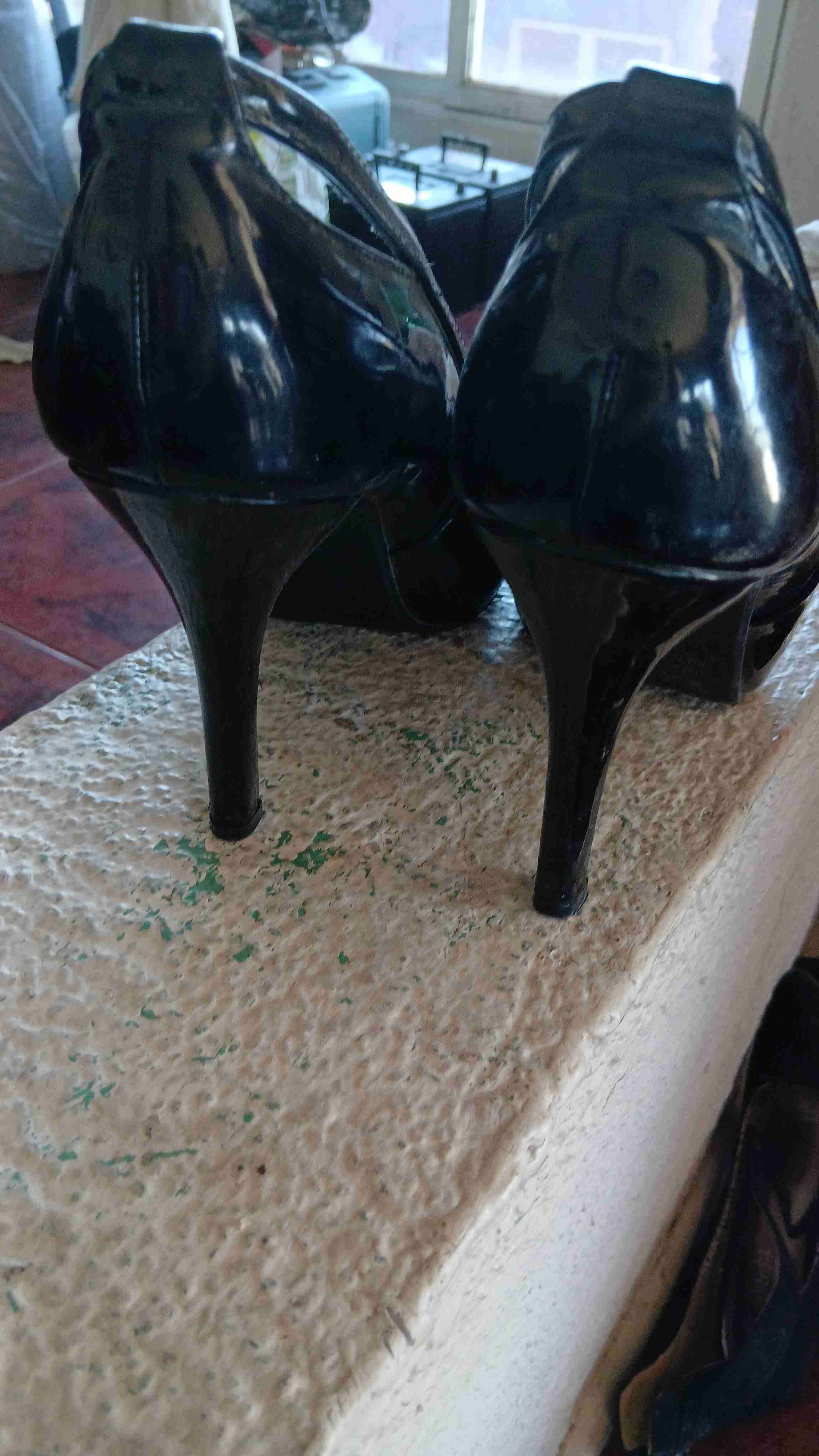 Zapatos de tacón negros con cierre - miniatura 3