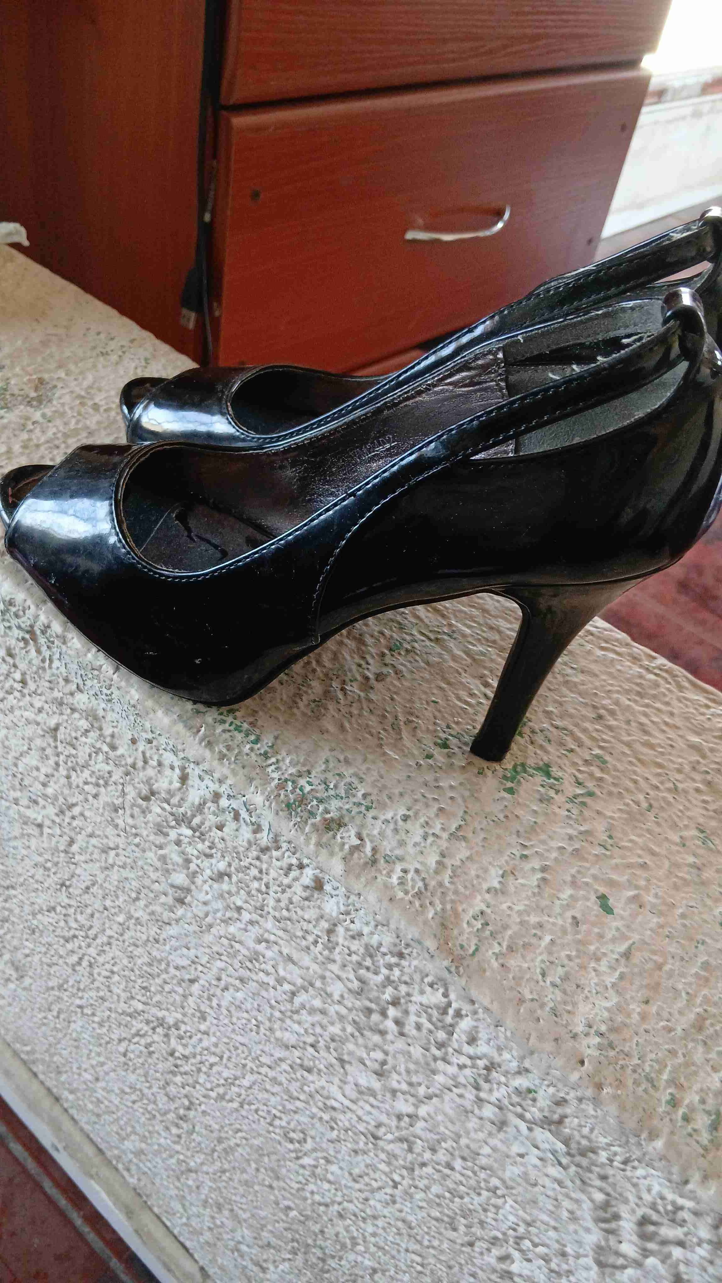 Zapatos de tacón negros con cierre - miniatura 4