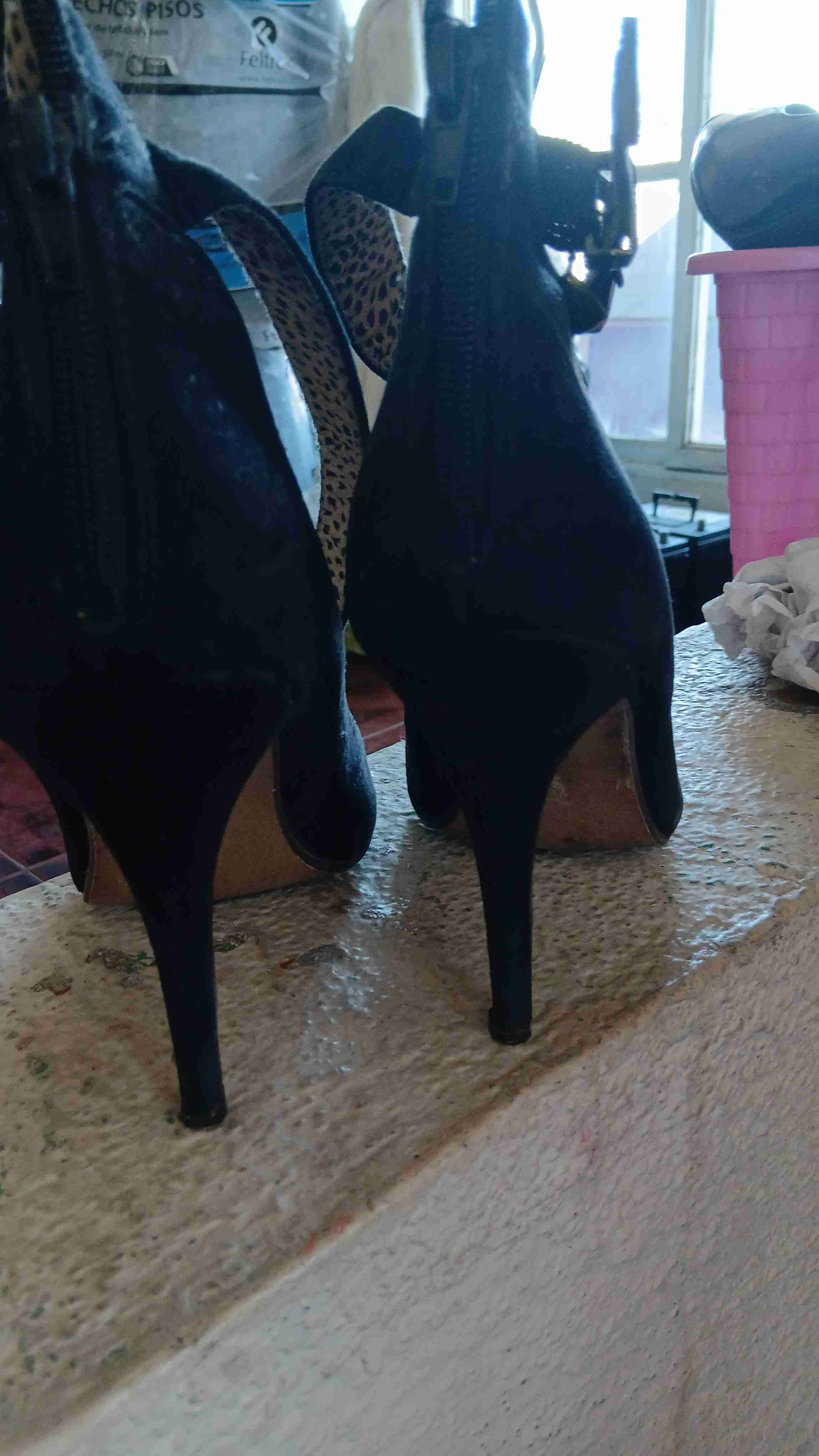 Zapatos de tacón negros con cierre - miniatura 6