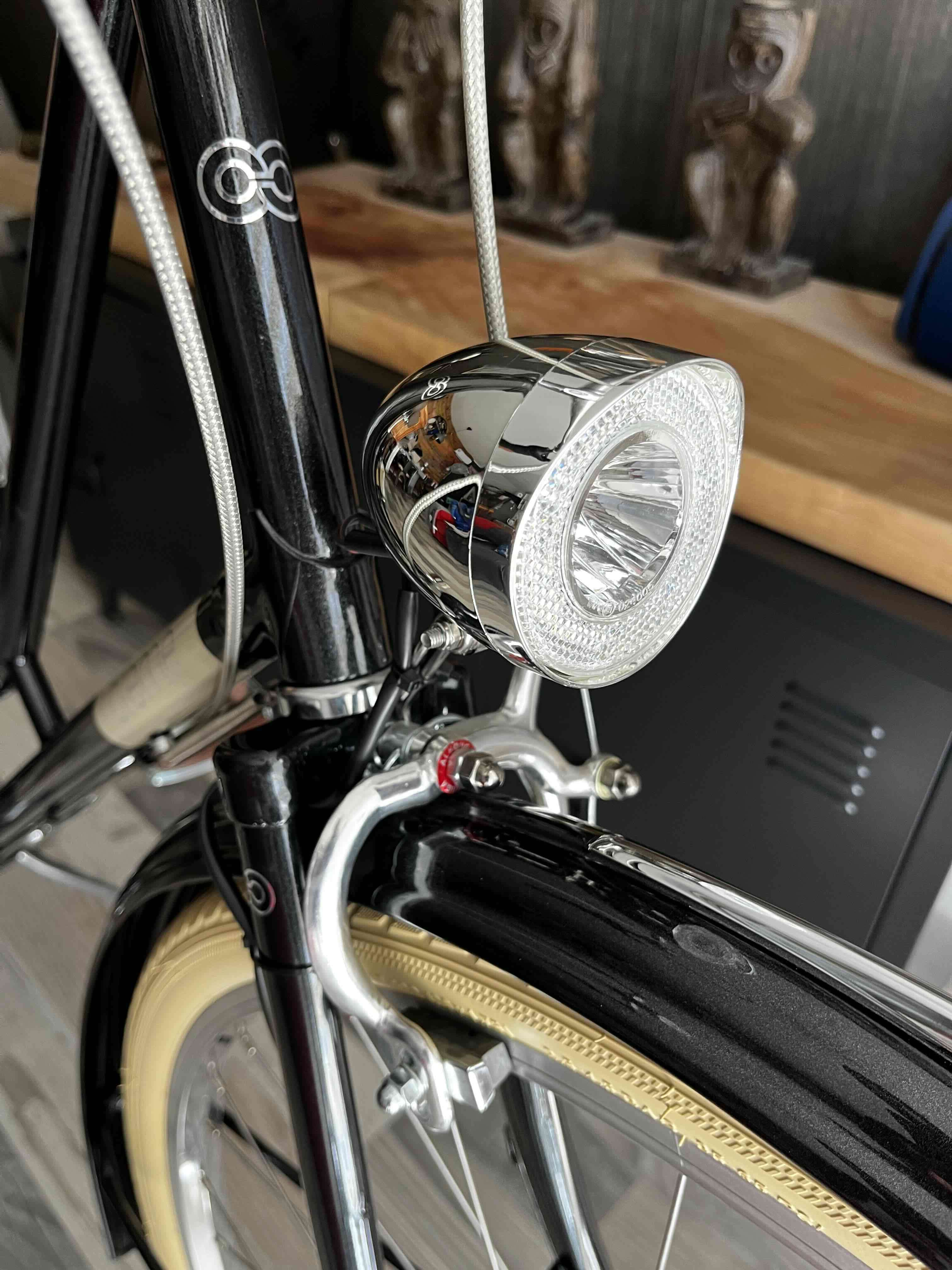 Bicicleta  Inglesa  Aro 28 shimano Nexus nueva - miniatura 2