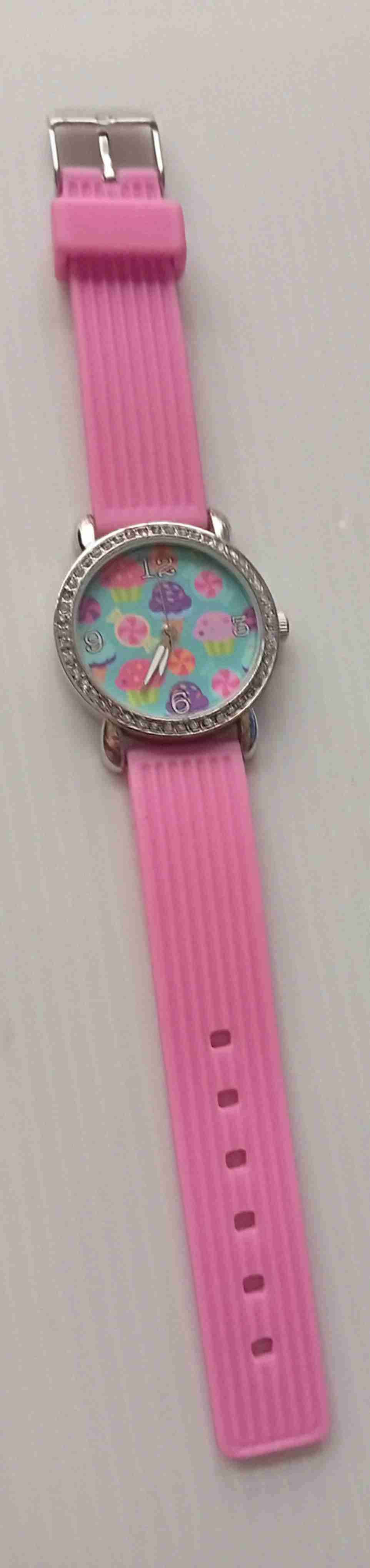 Reloj con diseño de dulces - miniatura 2