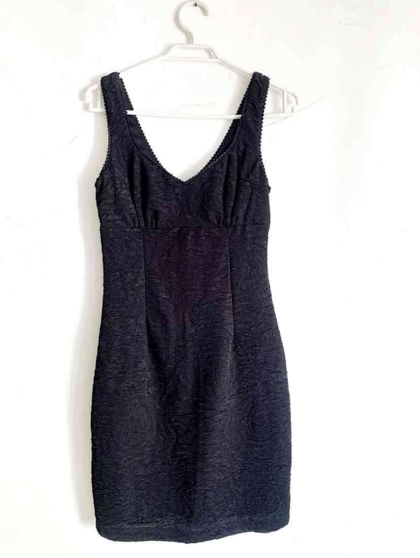 Vestido negro elegante