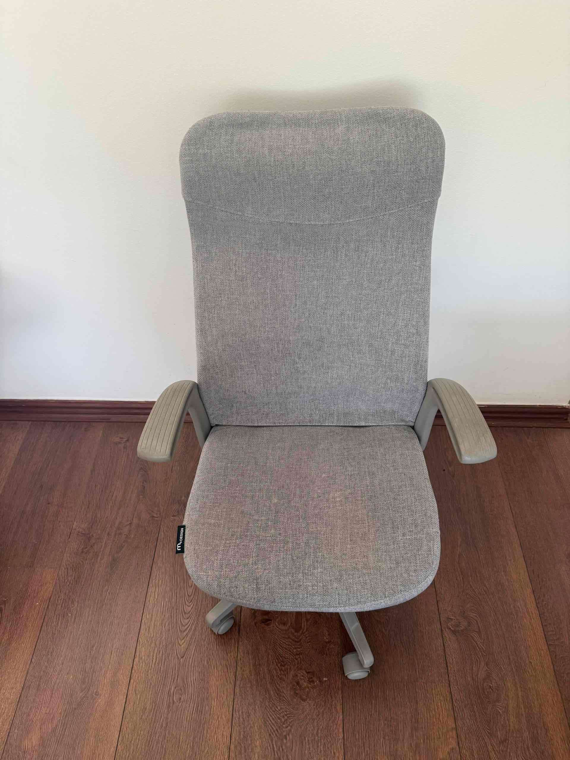 Silla de oficina gris claro - miniatura 3