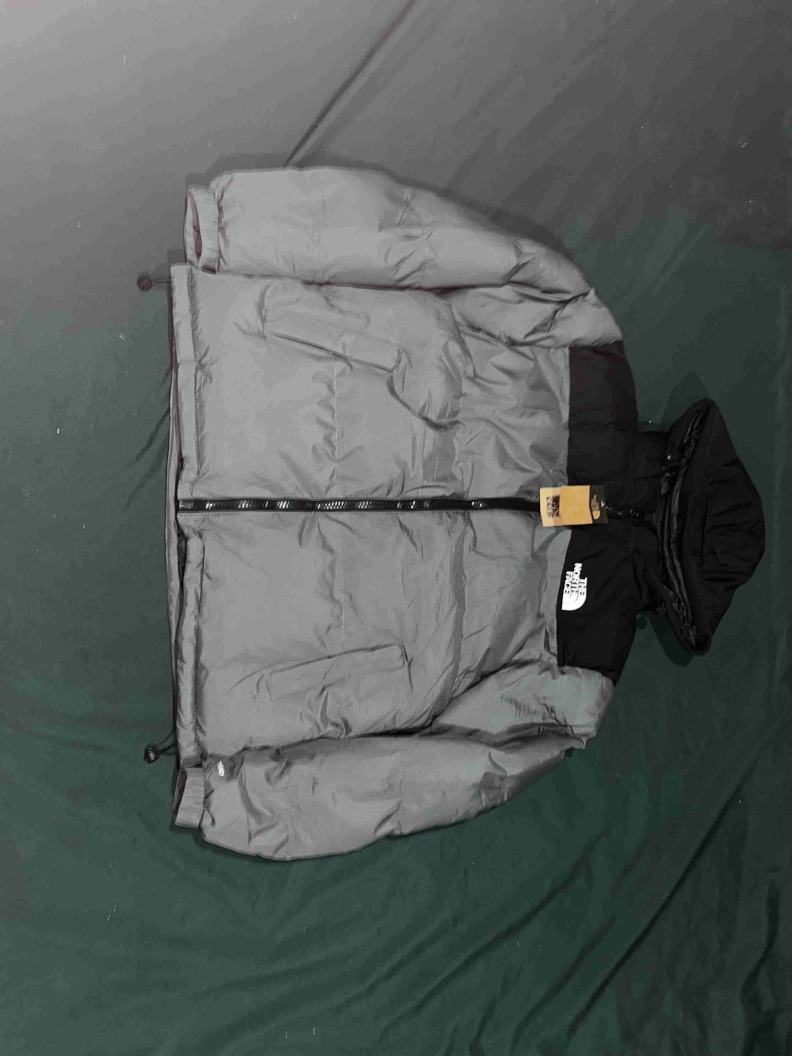 Chaqueta nort 700 fake