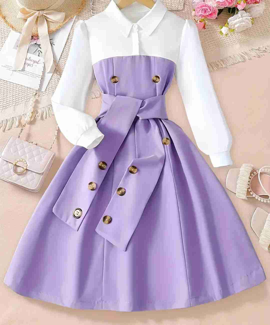 Vestido lila con botones talla 7/8