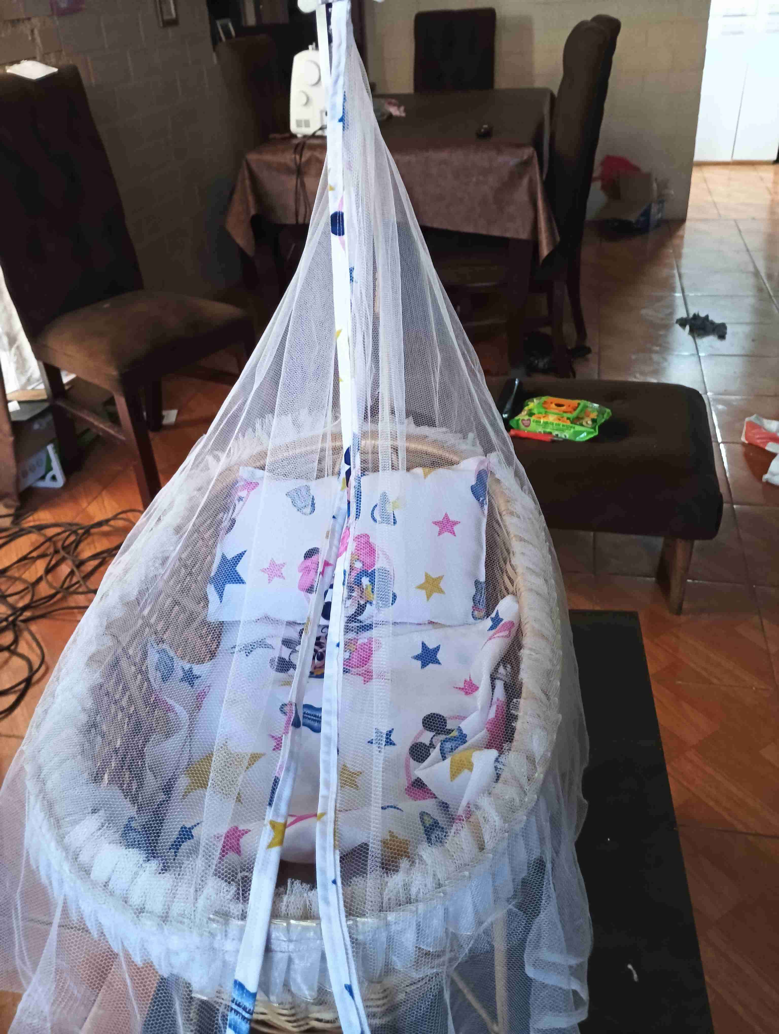 Cuna moisés de mimbre con mosquitero - miniatura 2