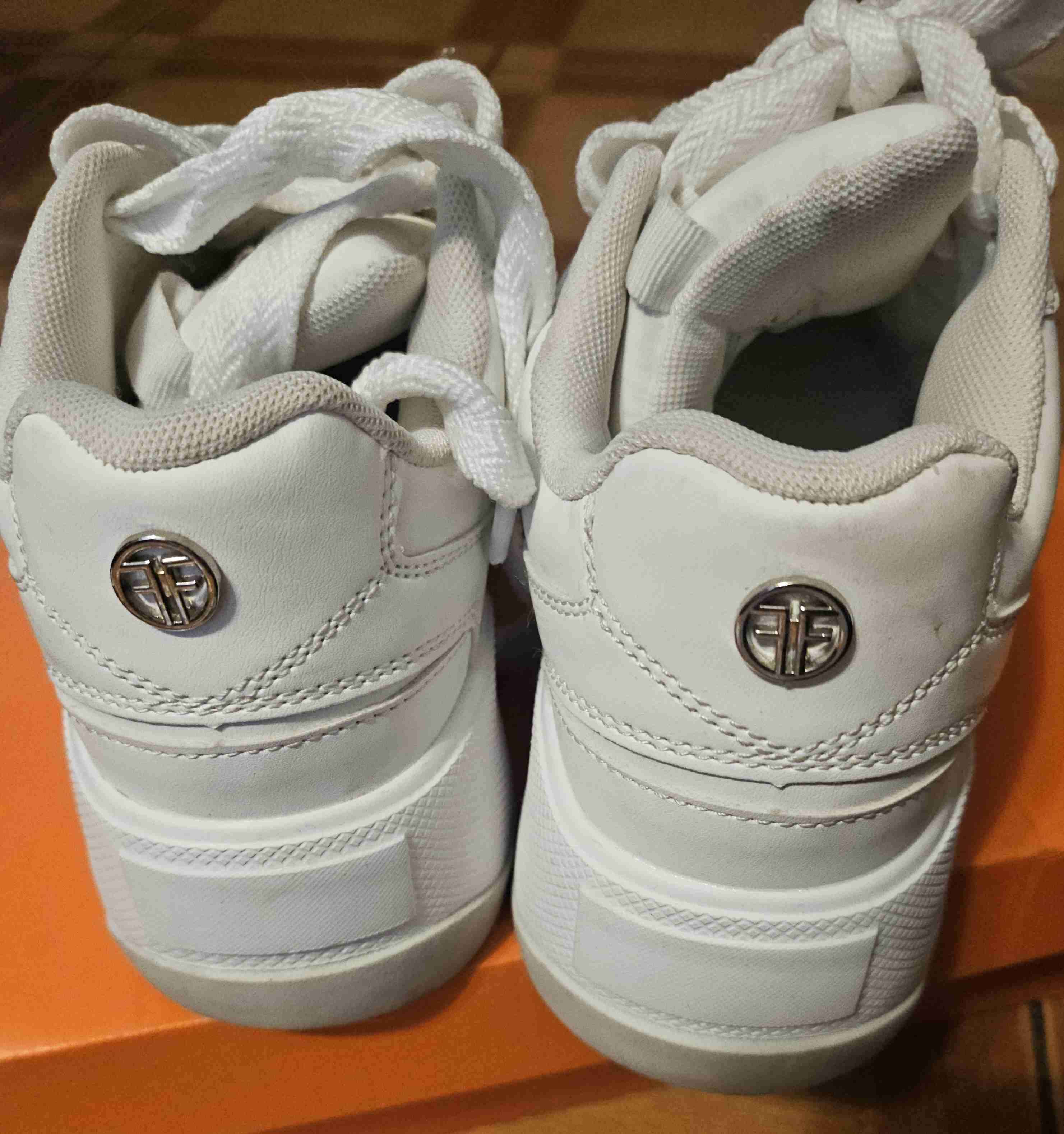 Zapatillas blancas Studio F - miniatura 2