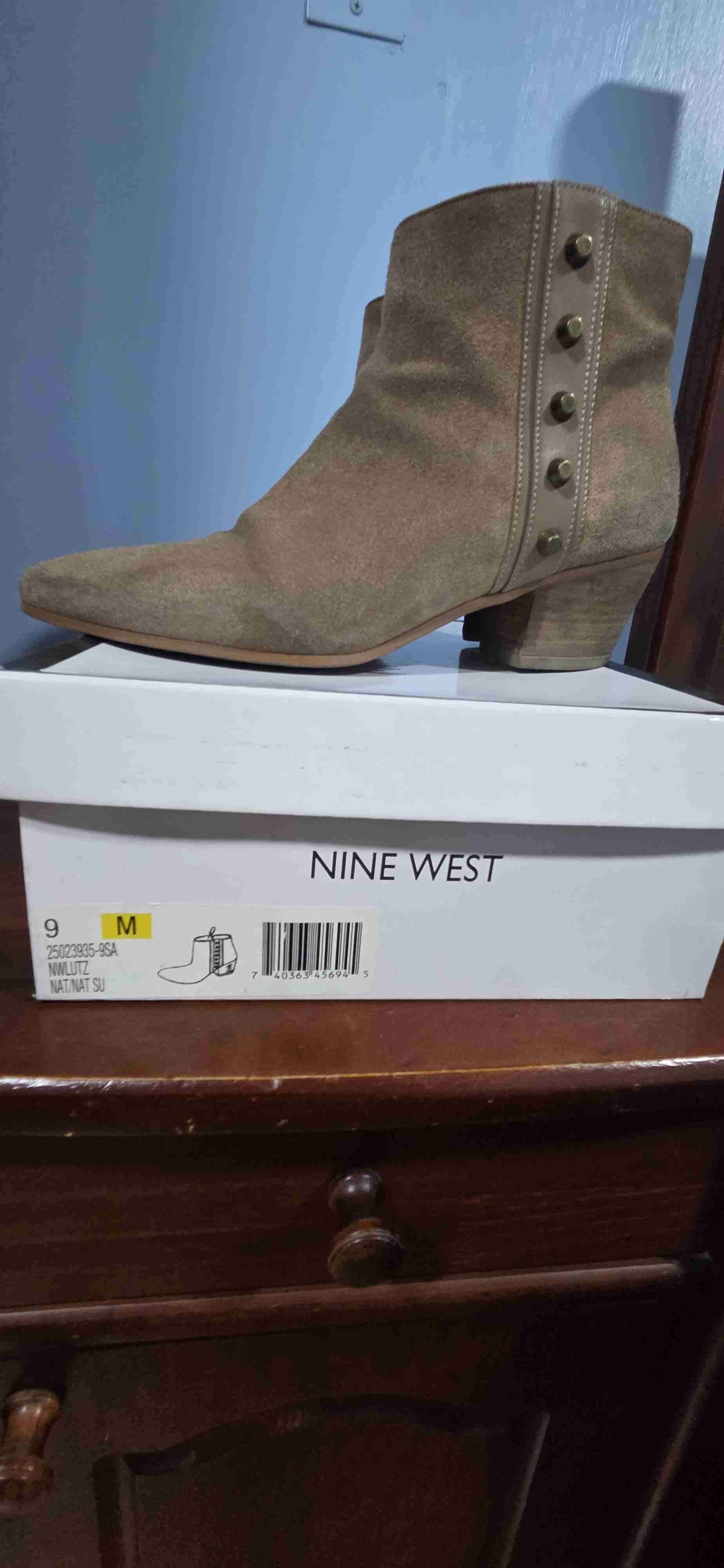 Botines Nine West caqui con hebillas - miniatura 1