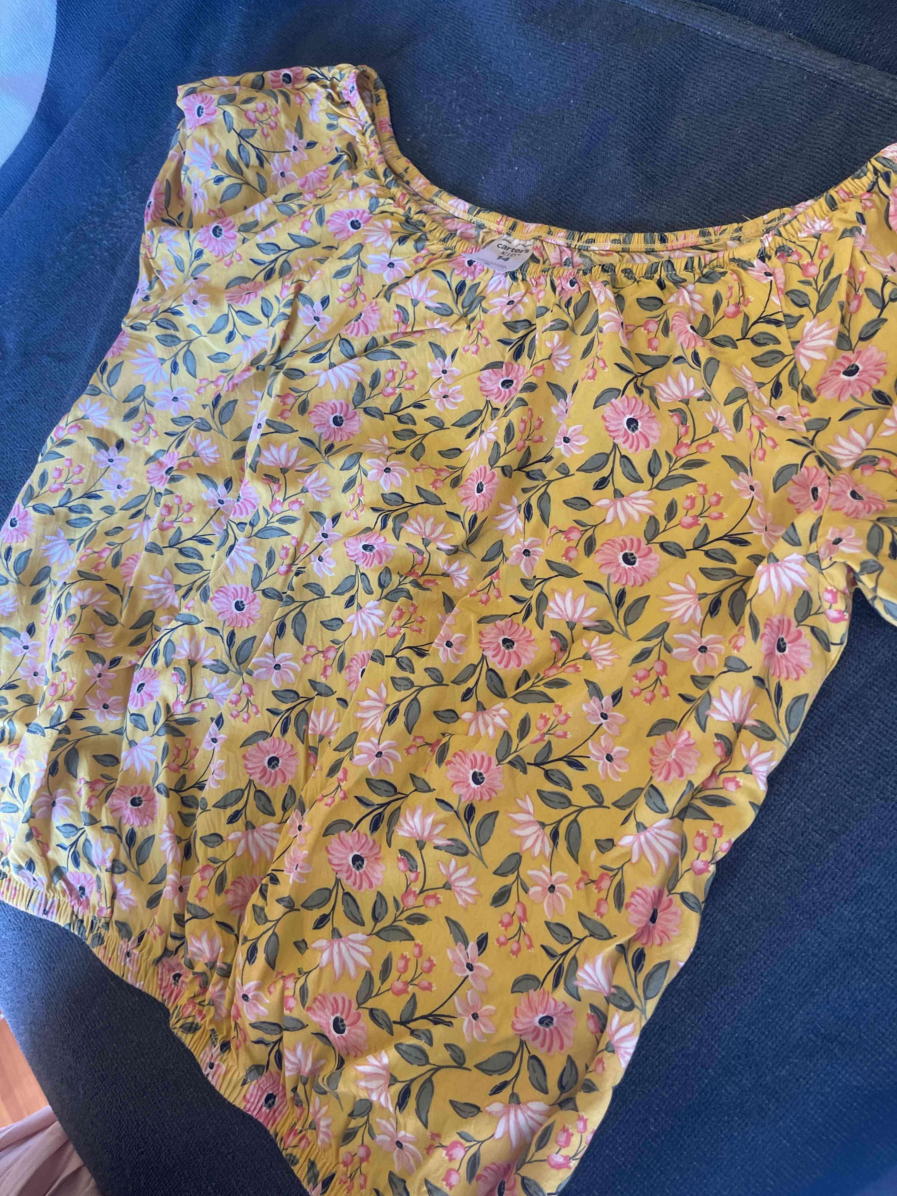 Vestido floral amarillo - miniatura 3