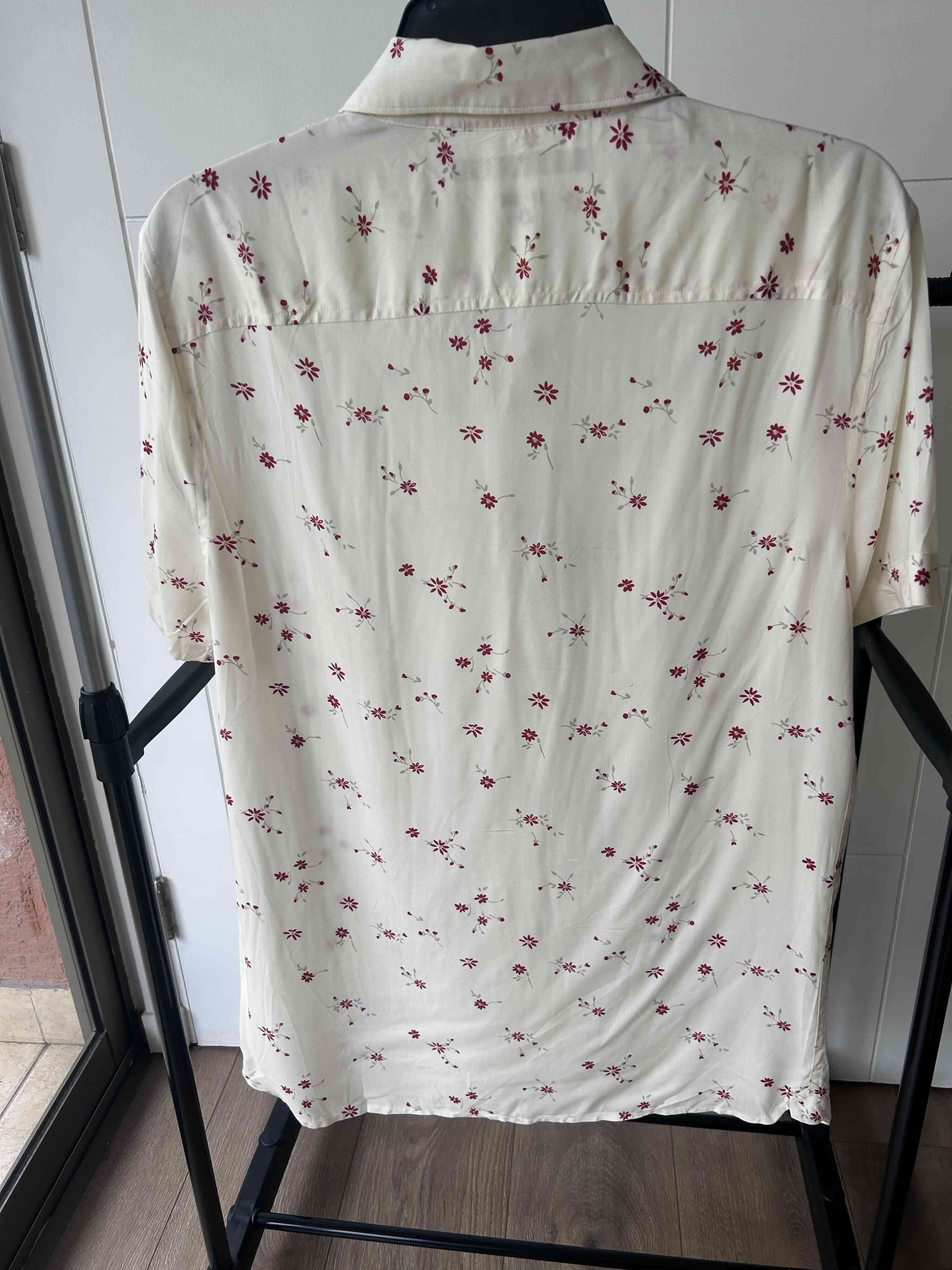 Camisa Perry Ellis floral nueva - miniatura 2