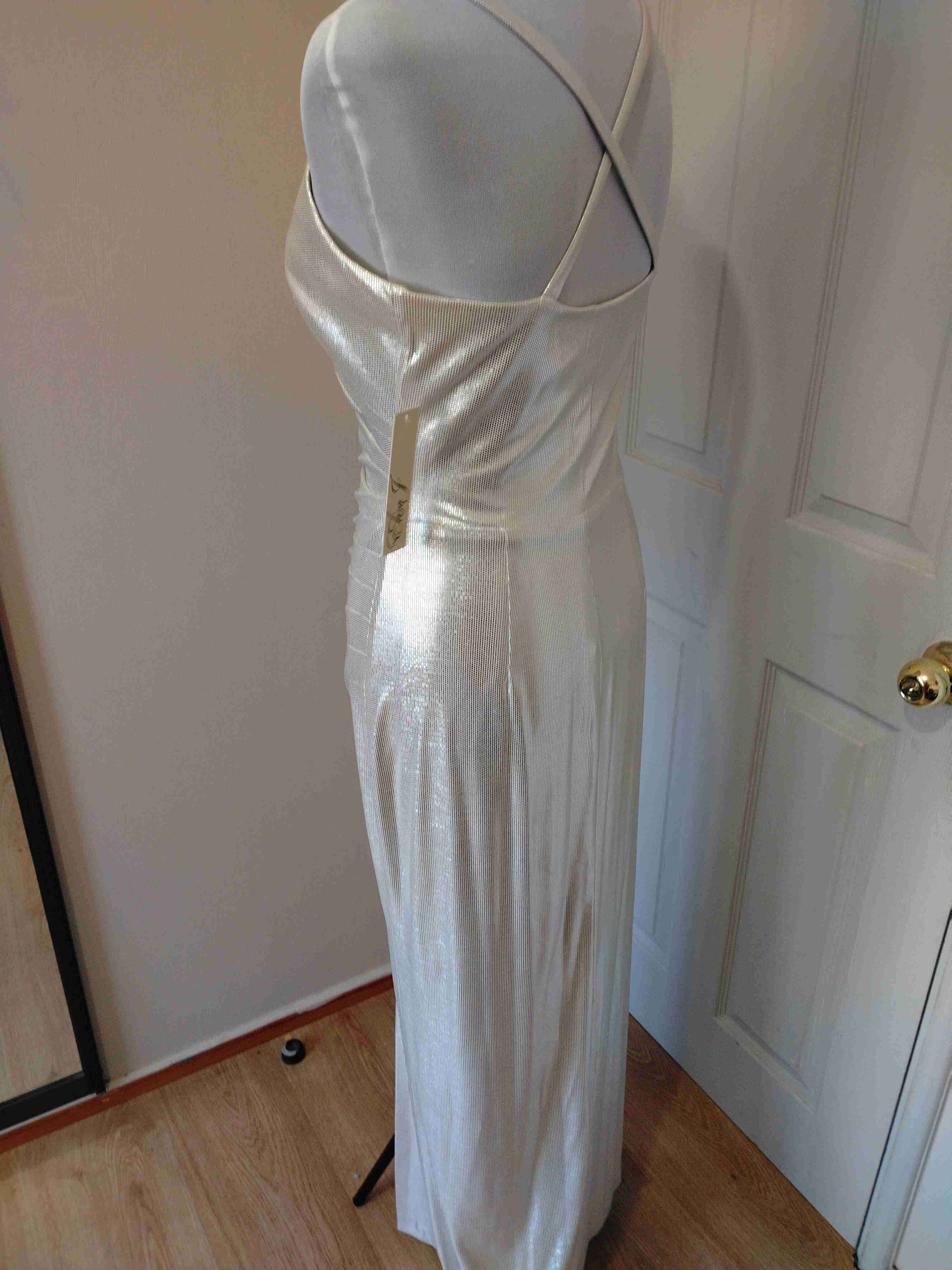 Vestido largo plateado con brillo - miniatura 2