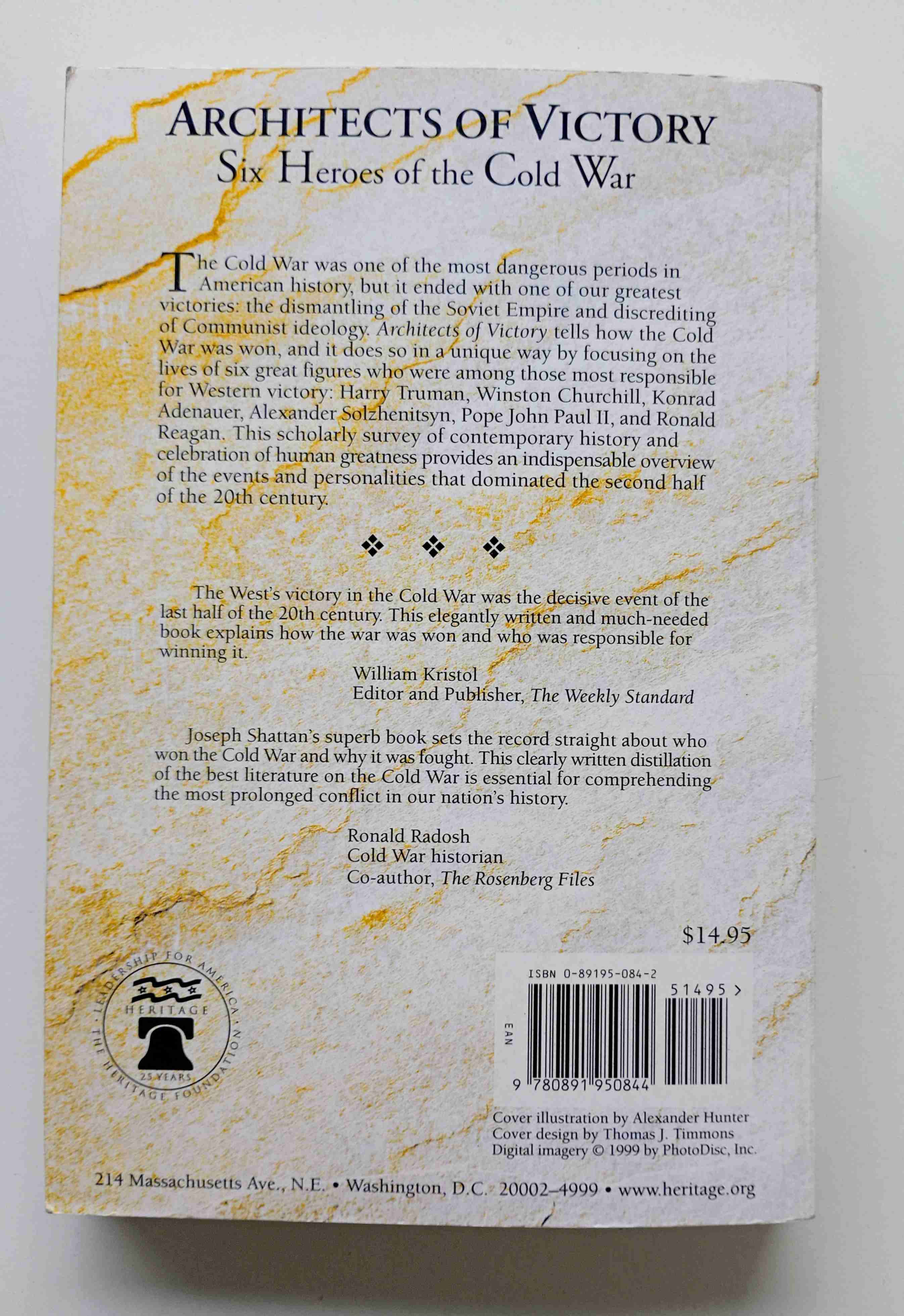 Libro 'Architects of Victory' - miniatura 3