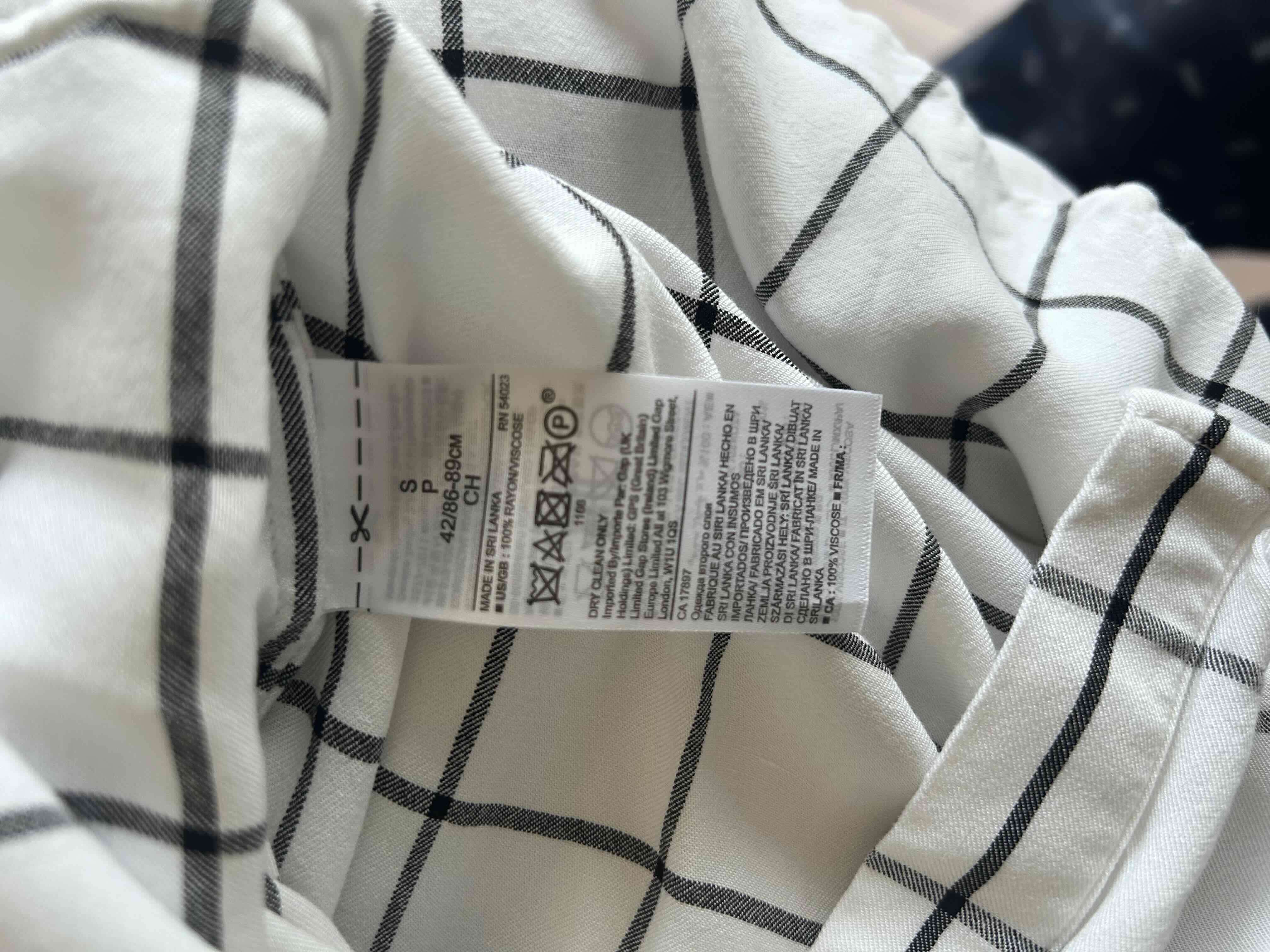 Camisa a cuadros blanca Banana Republic - miniatura 4