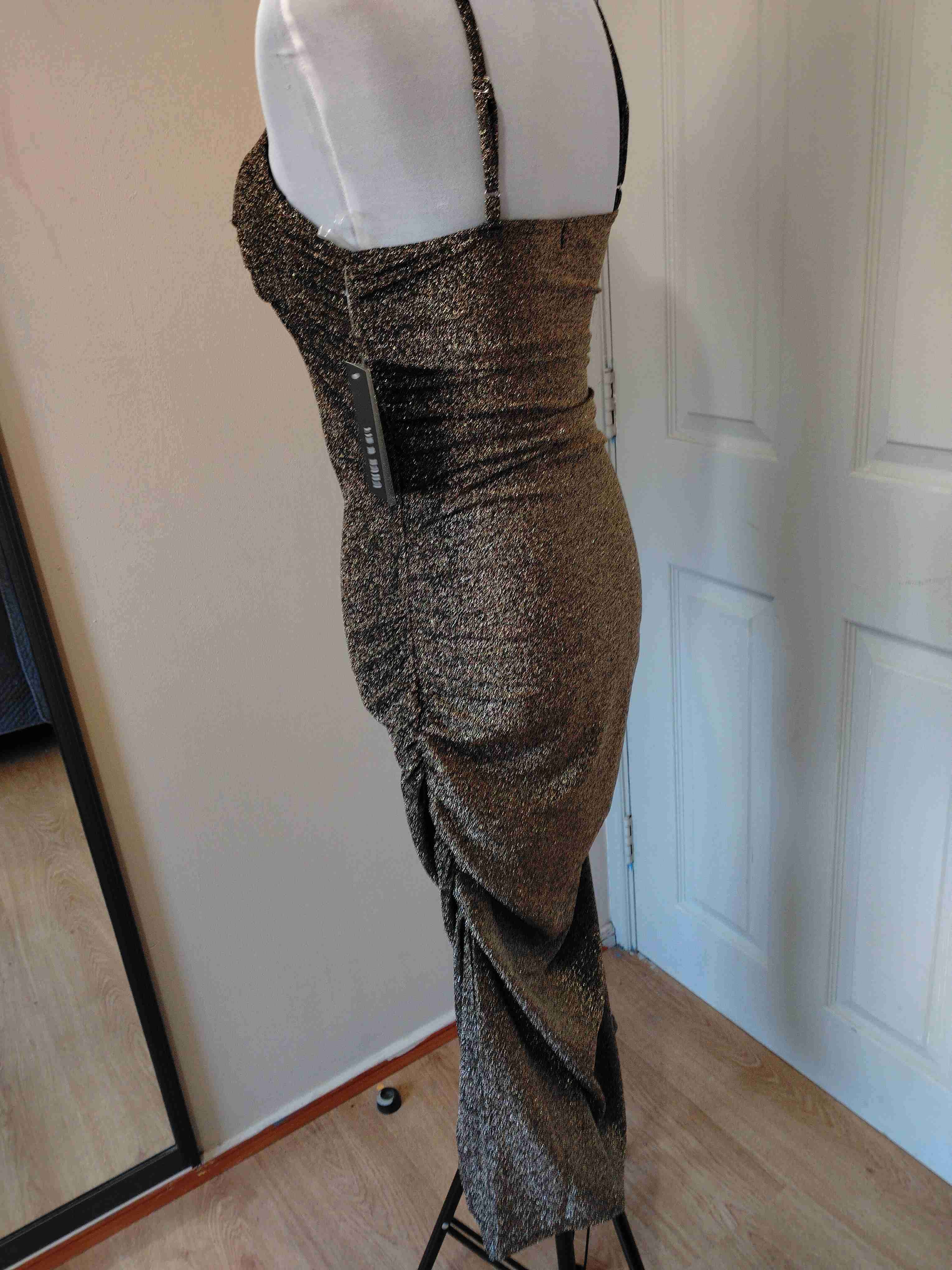 Vestido largo dorado brillante - miniatura 2