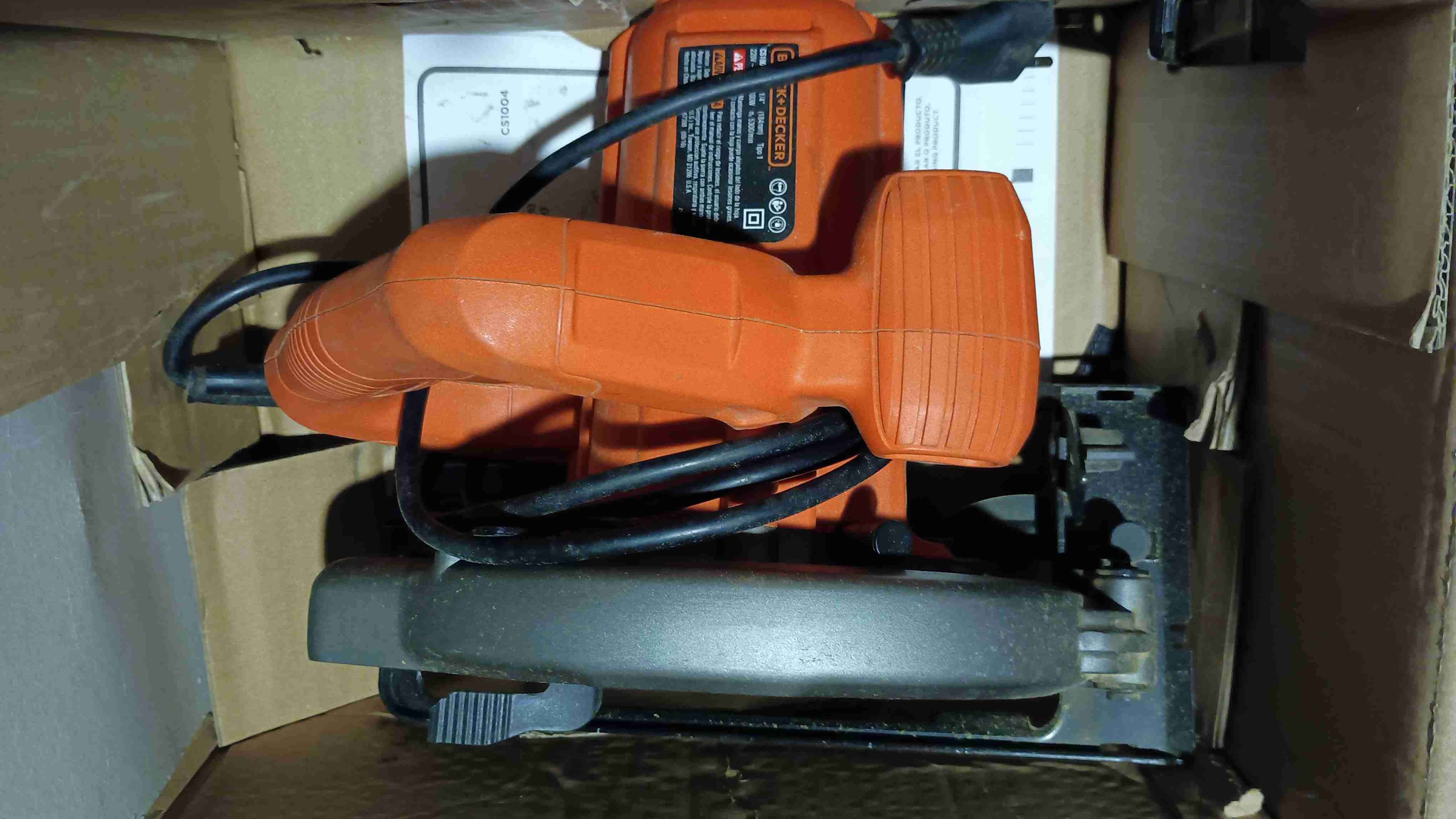 Sierra Circular BLACK+DECKER 1400W - miniatura 5