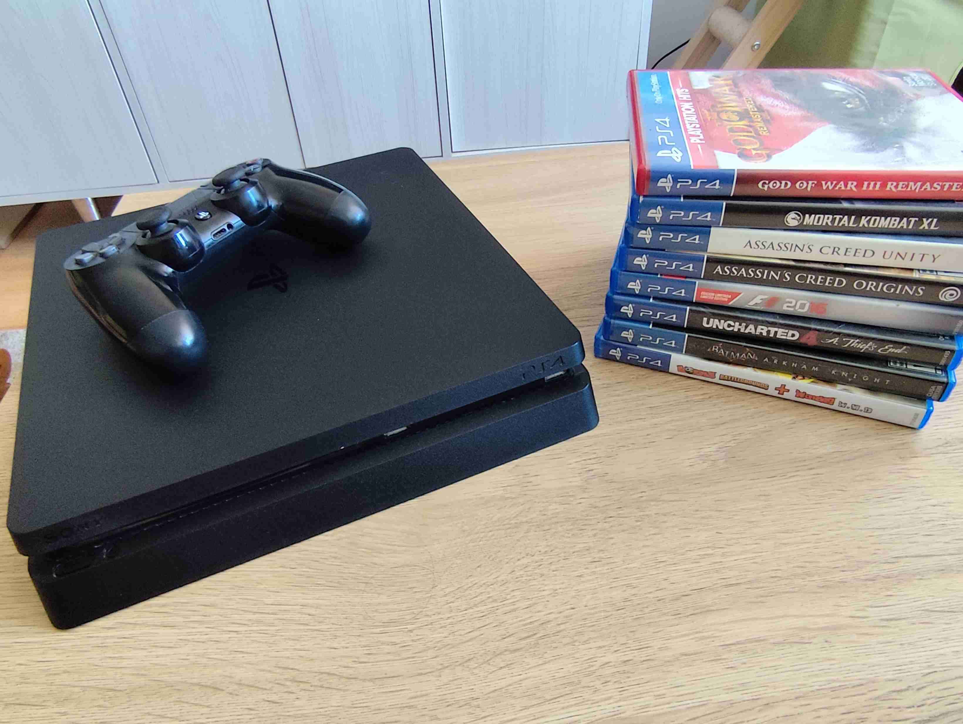 Consola PS4 con mando - miniatura 6