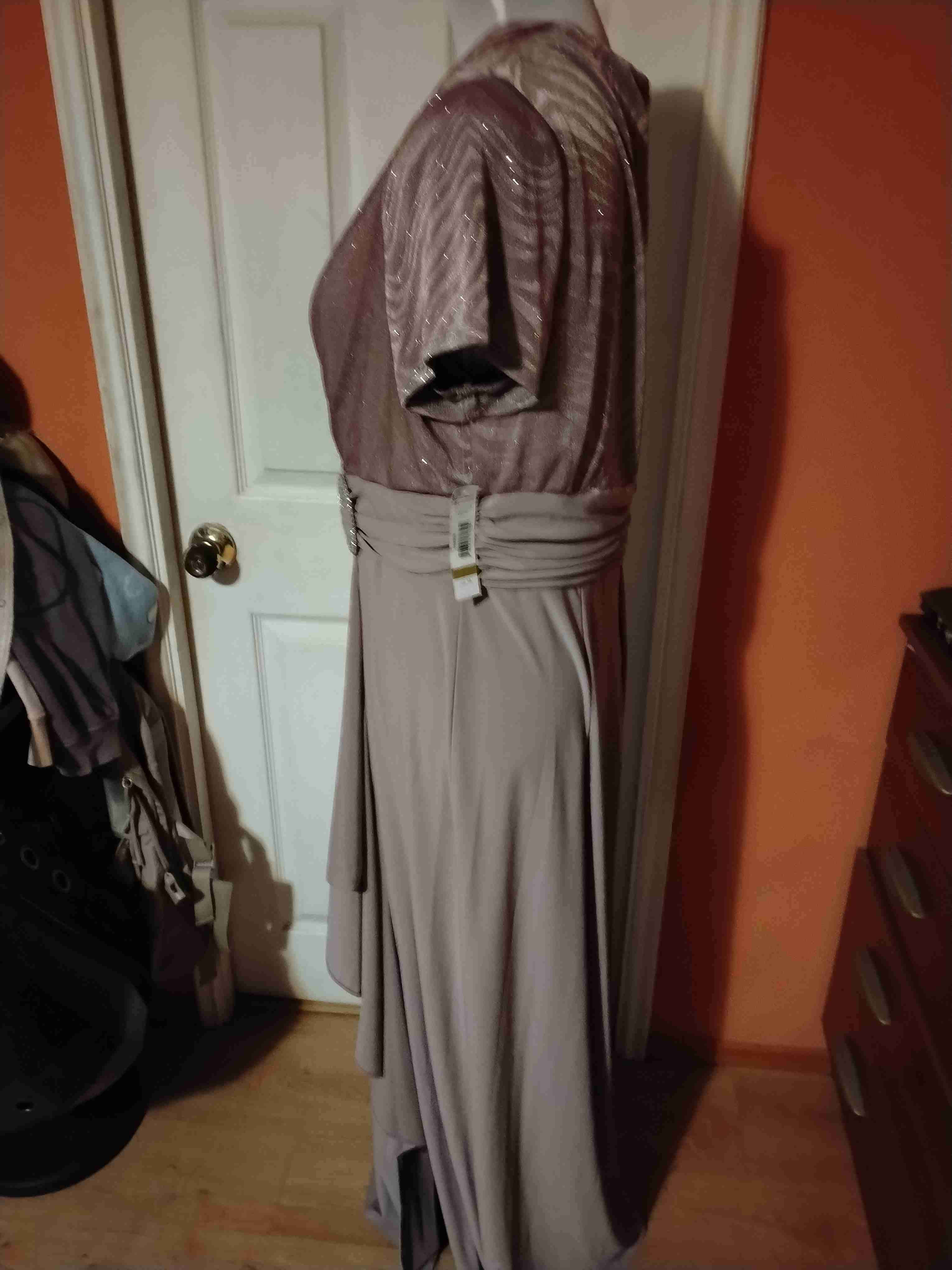 Vestido largo elegante rosa - miniatura 3