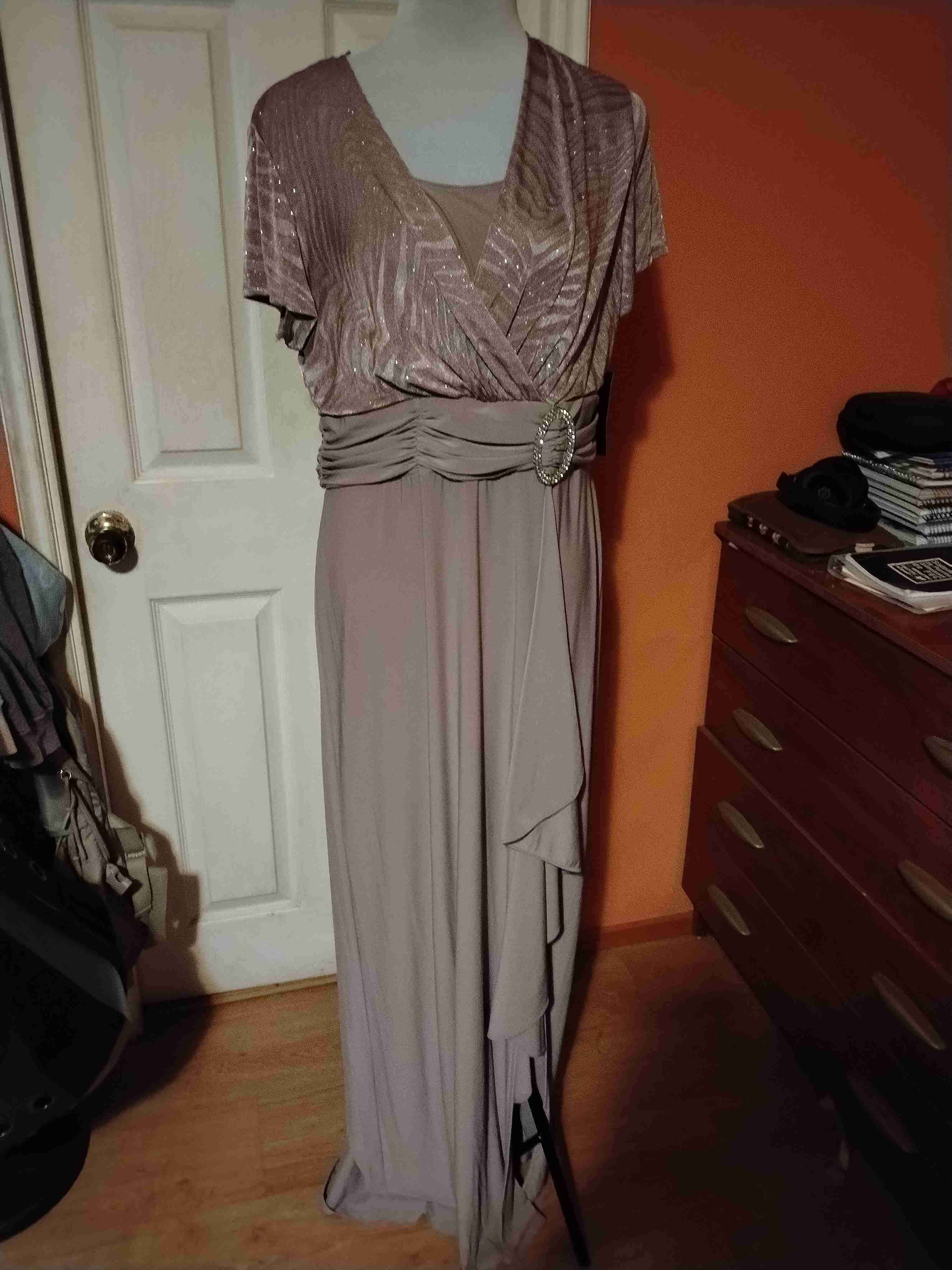 Vestido largo elegante rosa - miniatura 4