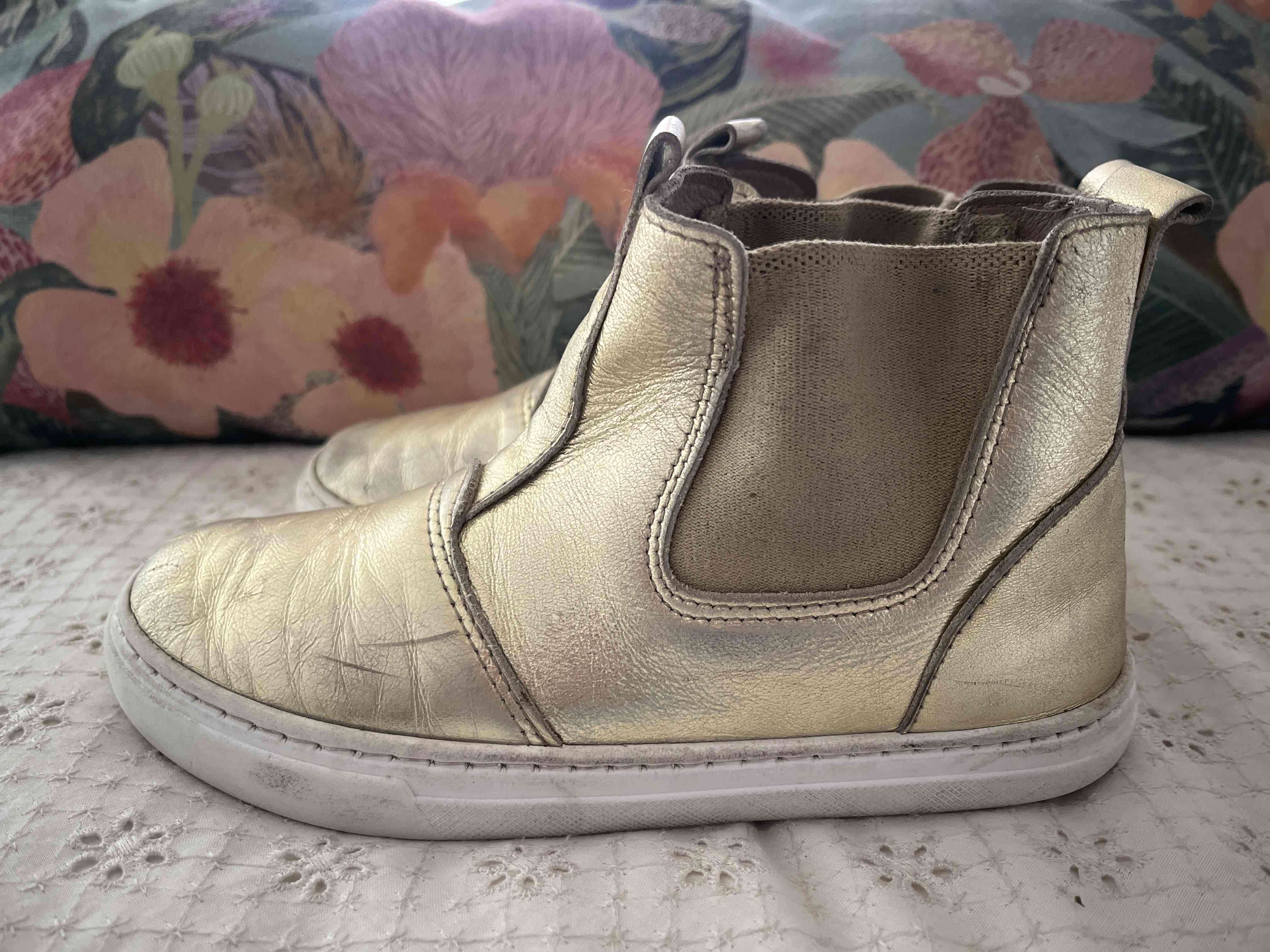 Botines cuero dorados 32 - miniatura 1